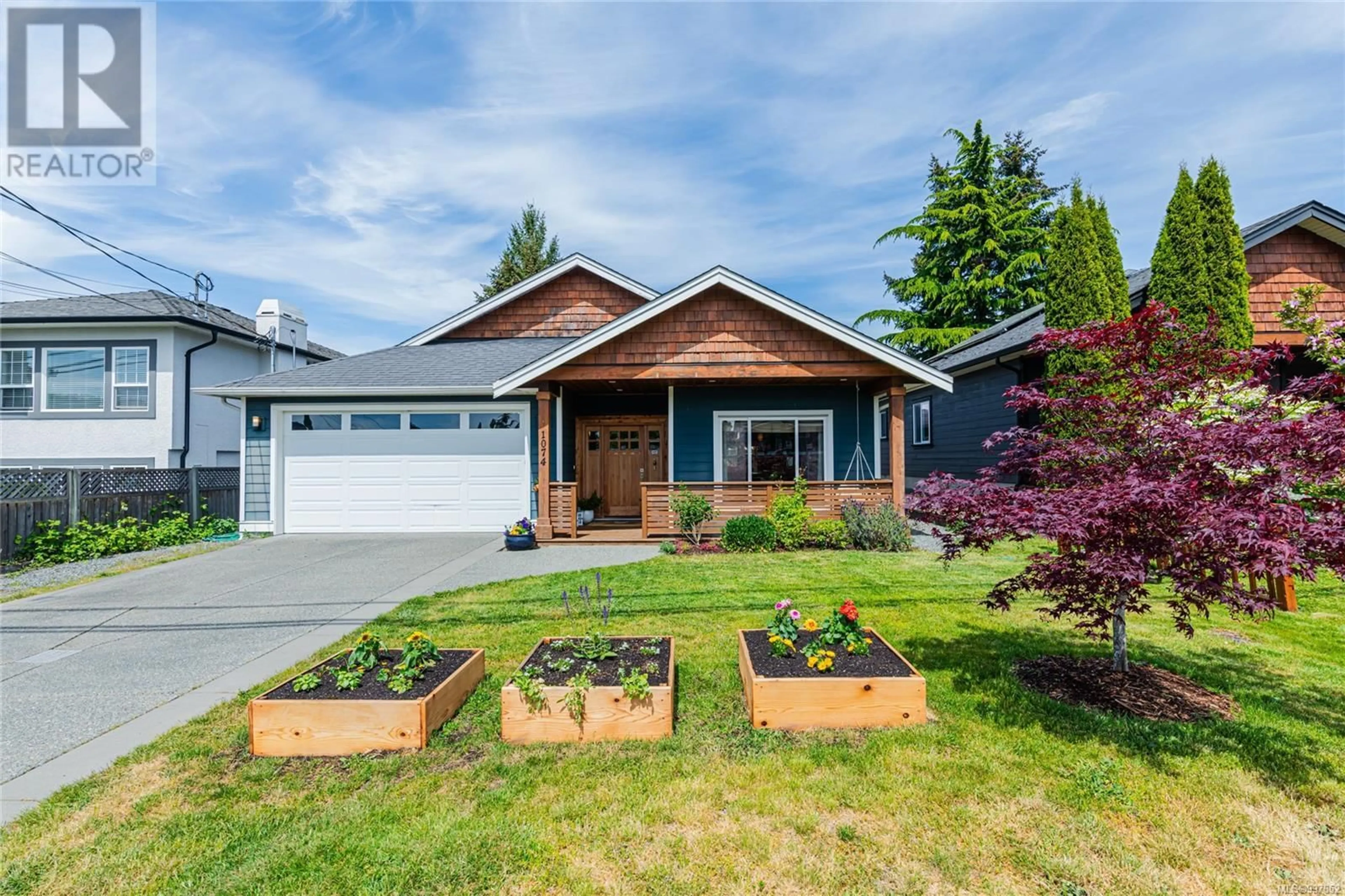 Home with vinyl exterior material, street for 1074 VERDIER AVENUE, Central Saanich British Columbia V8M2H1