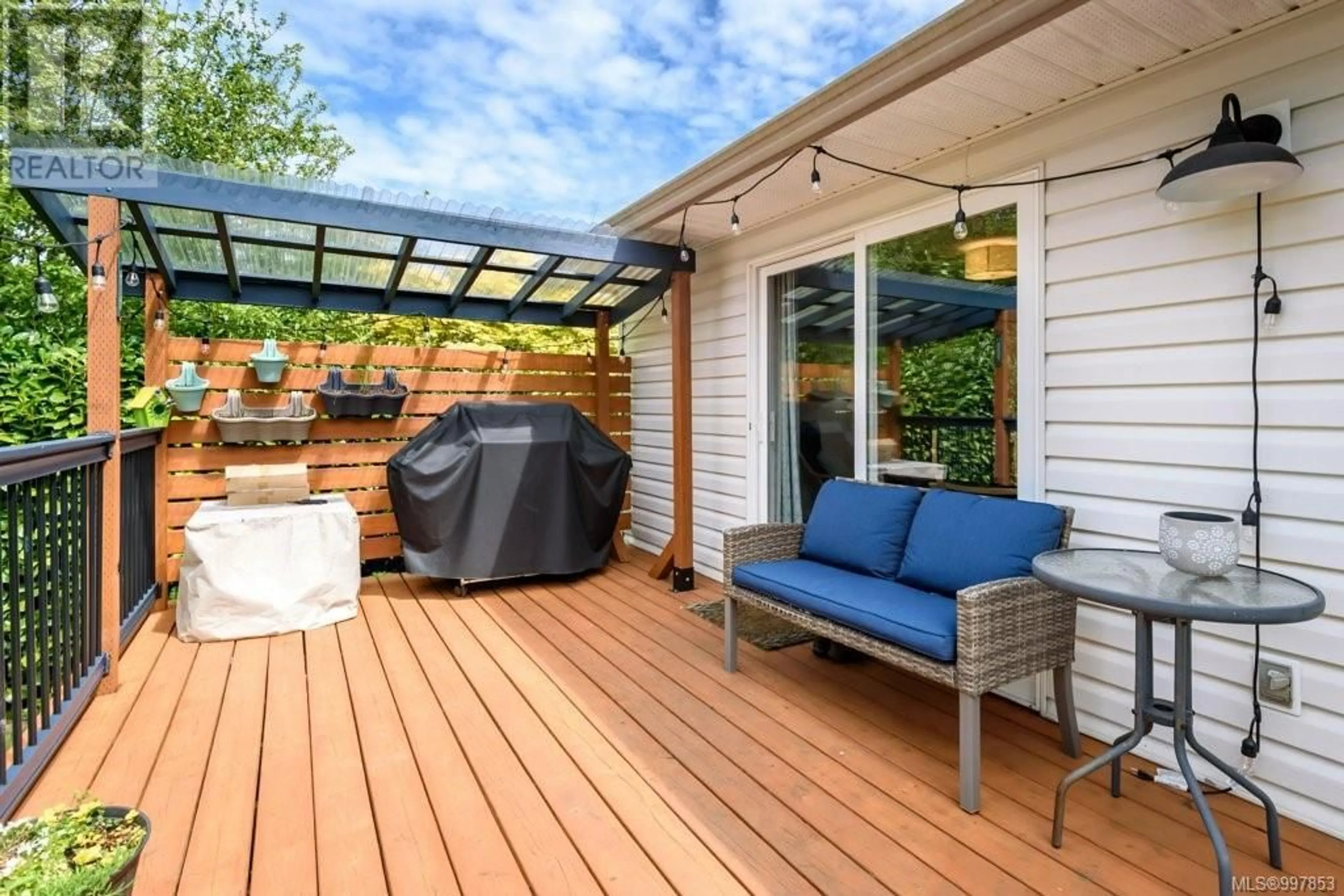 Patio, unknown for 1672 VALLEY VIEW DRIVE, Courtenay British Columbia V9N9A7