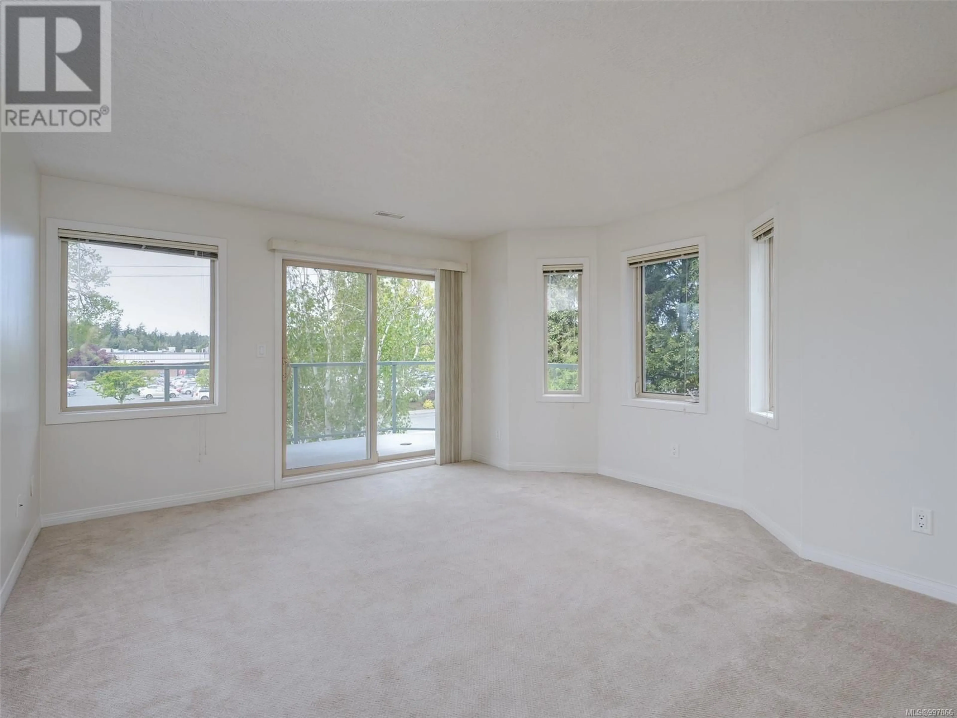 A pic of a room for 301 - 3157 TILLICUM ROAD, Saanich British Columbia V9A2B4