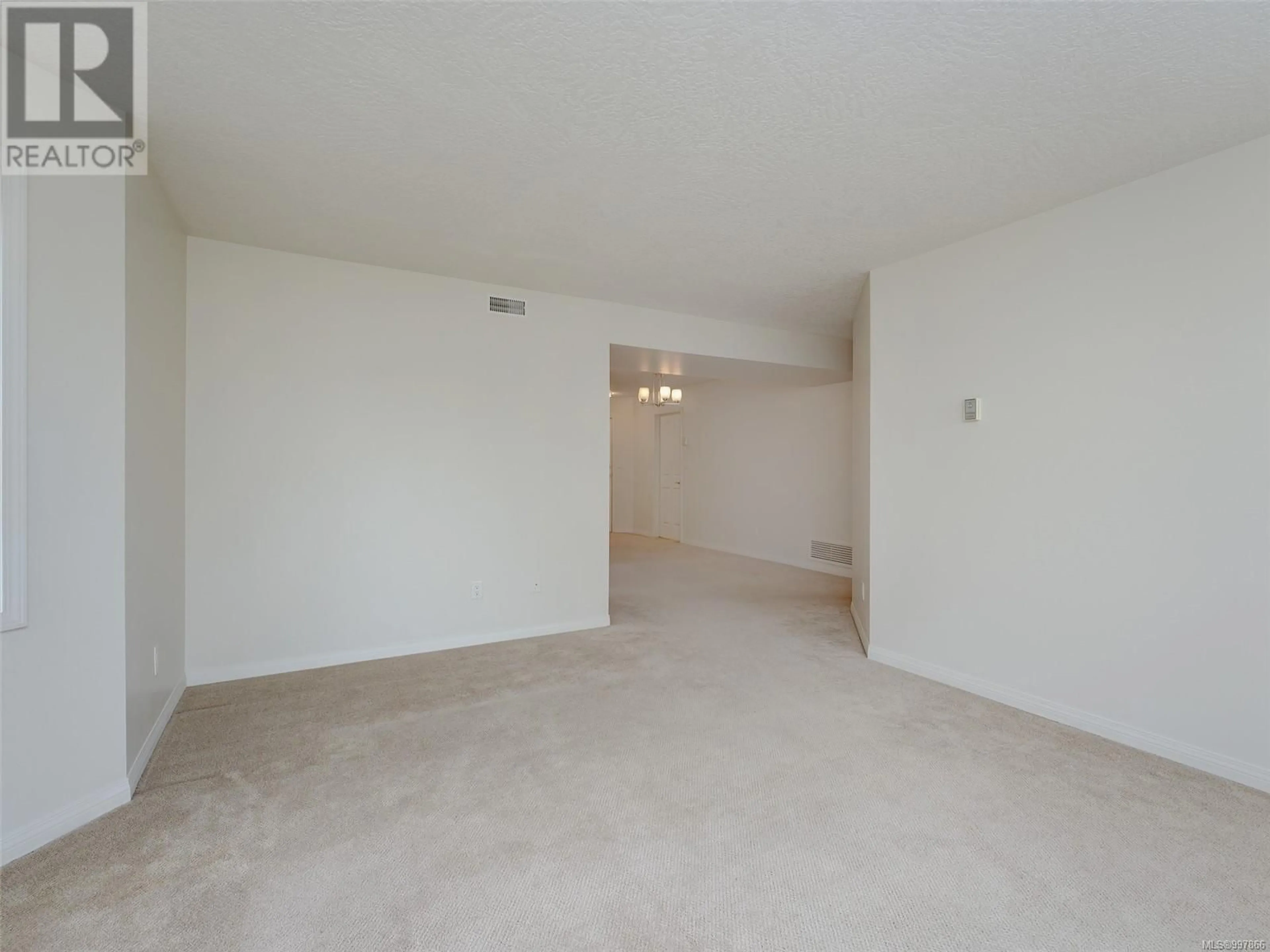 A pic of a room for 301 - 3157 TILLICUM ROAD, Saanich British Columbia V9A2B4