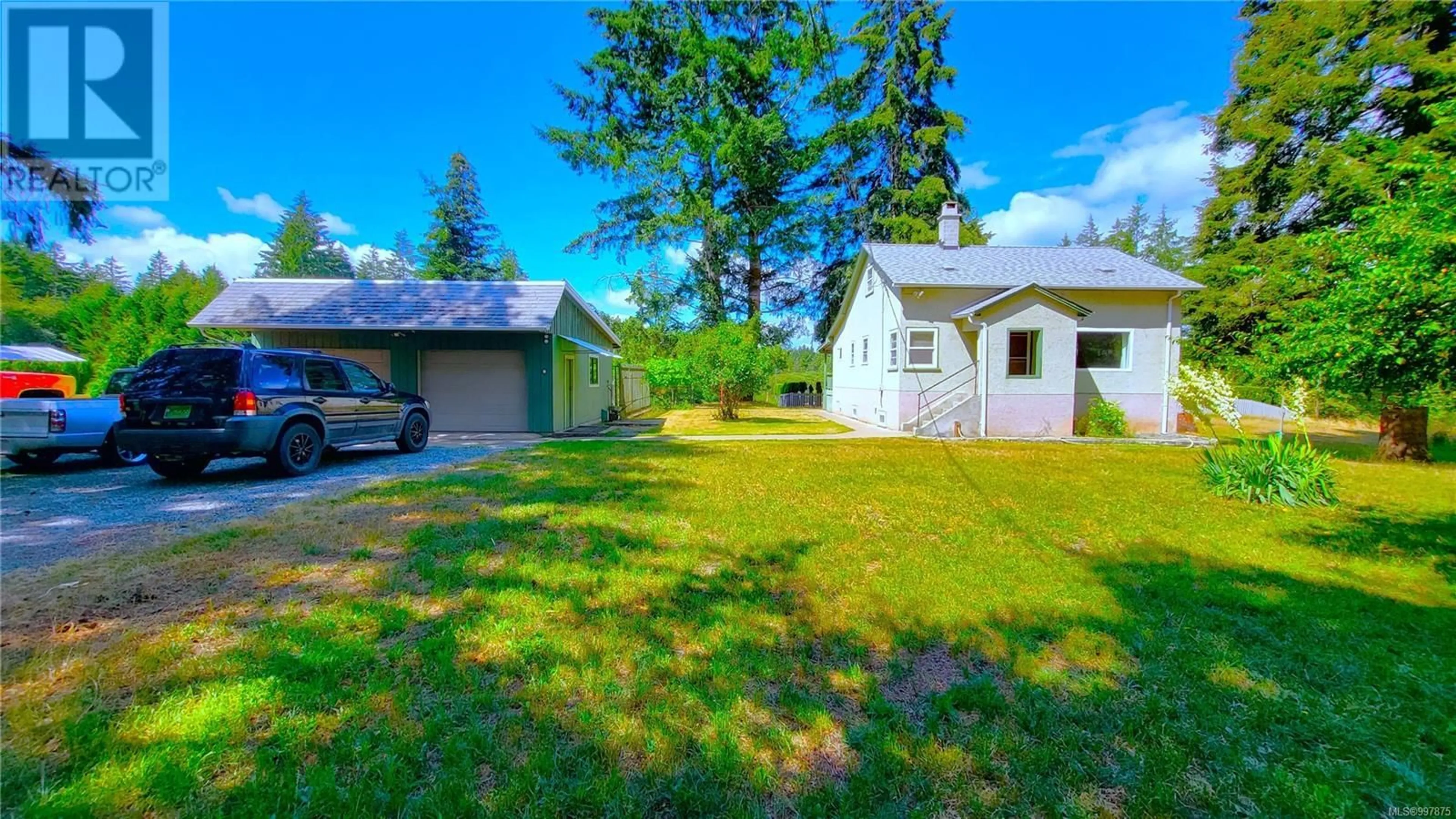 A pic from outside/outdoor area/front of a property/back of a property/a pic from drone, street for 6064 RENTON ROAD SOUTH, Port Alberni British Columbia V9Y8R8