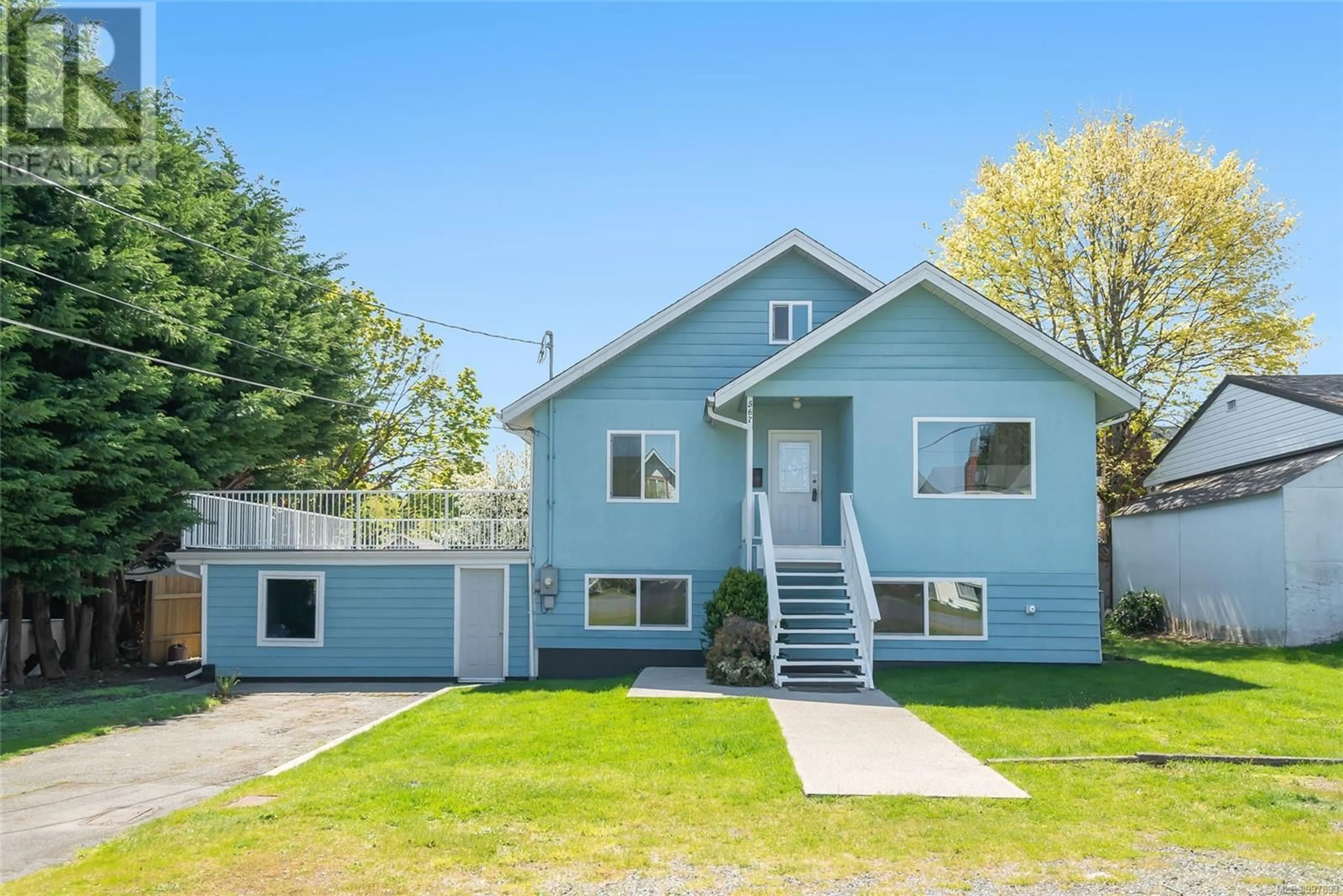 Home with vinyl exterior material, street for 567 DRAKE STREET, Nanaimo British Columbia V9S2S8
