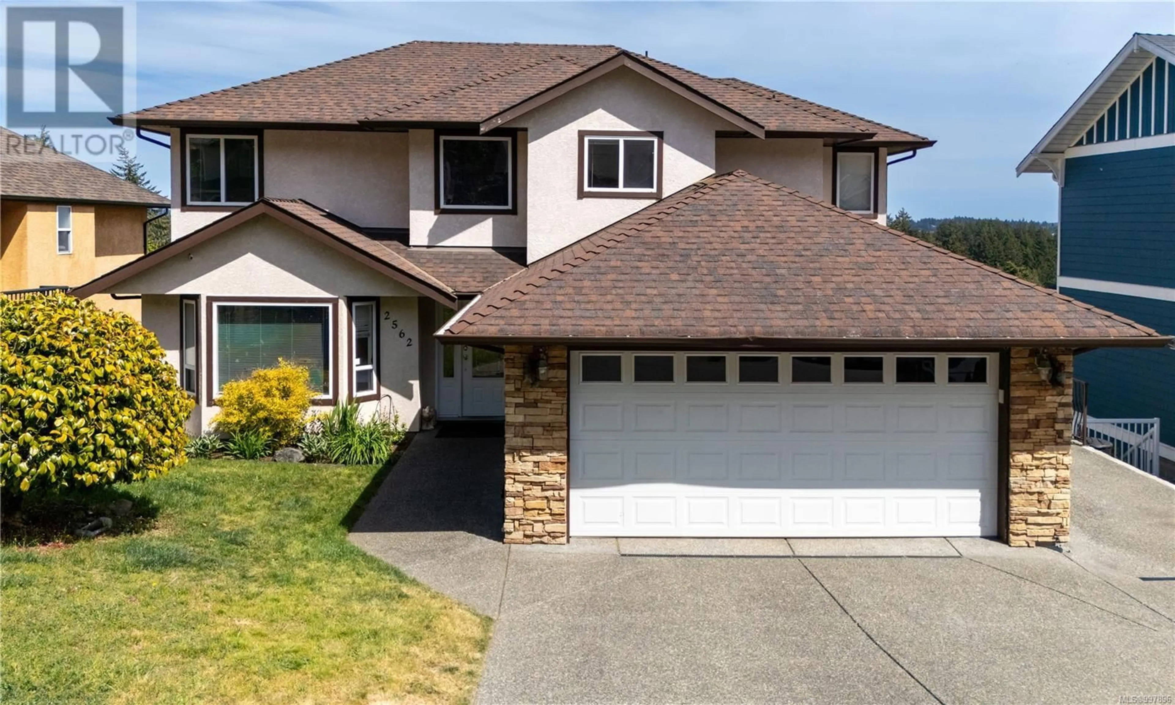 Home with vinyl exterior material, street for 2562 CRYSTALVIEW DRIVE, Langford British Columbia V8R2Z8
