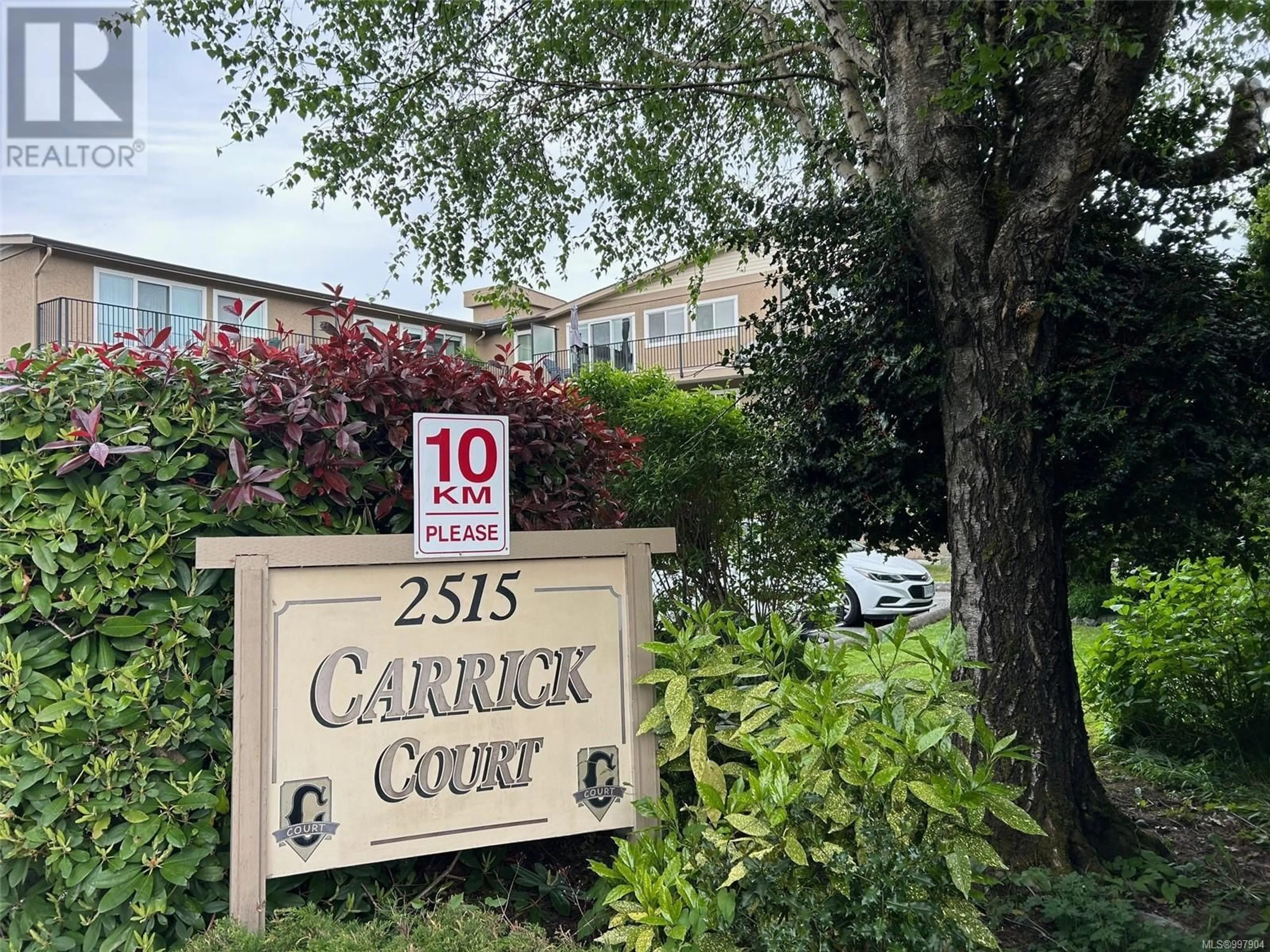 Indoor foyer for 108 - 2515 ALEXANDER STREET, Duncan British Columbia V9L2W8