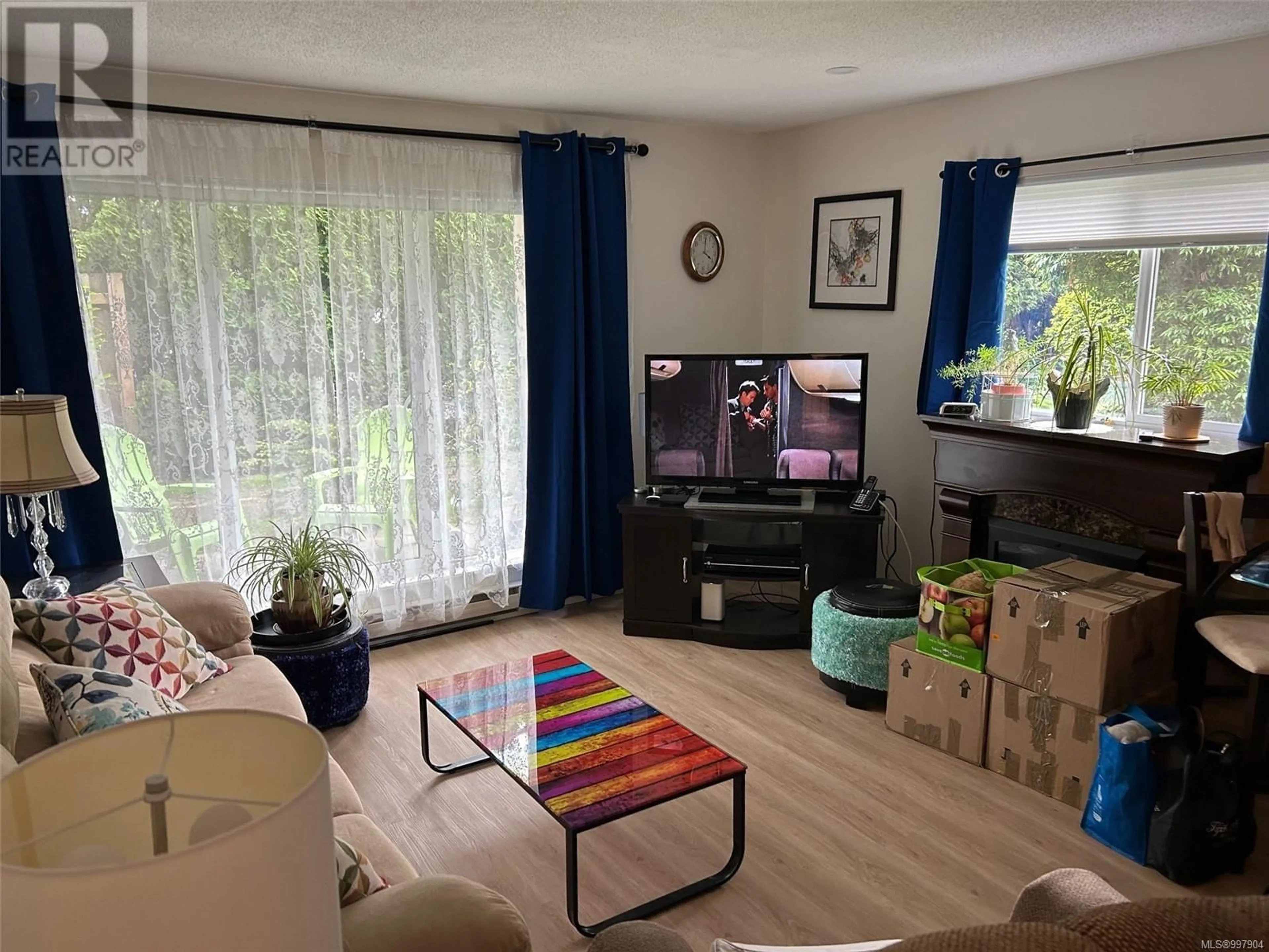 Living room with furniture, unknown for 108 - 2515 ALEXANDER STREET, Duncan British Columbia V9L2W8