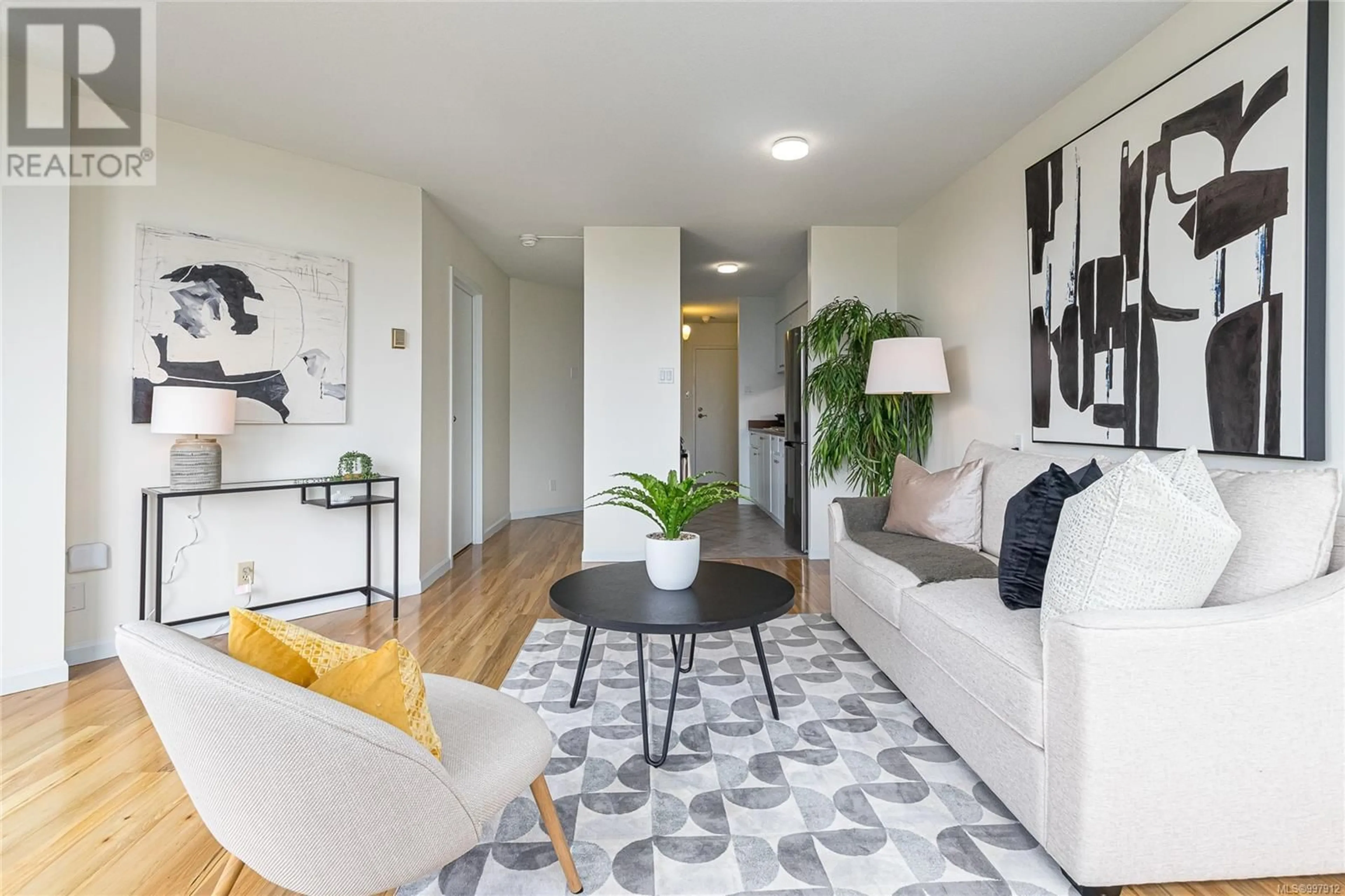 Living room with furniture, unknown for 502 - 620 TORONTO STREET, Victoria British Columbia V8V1P7