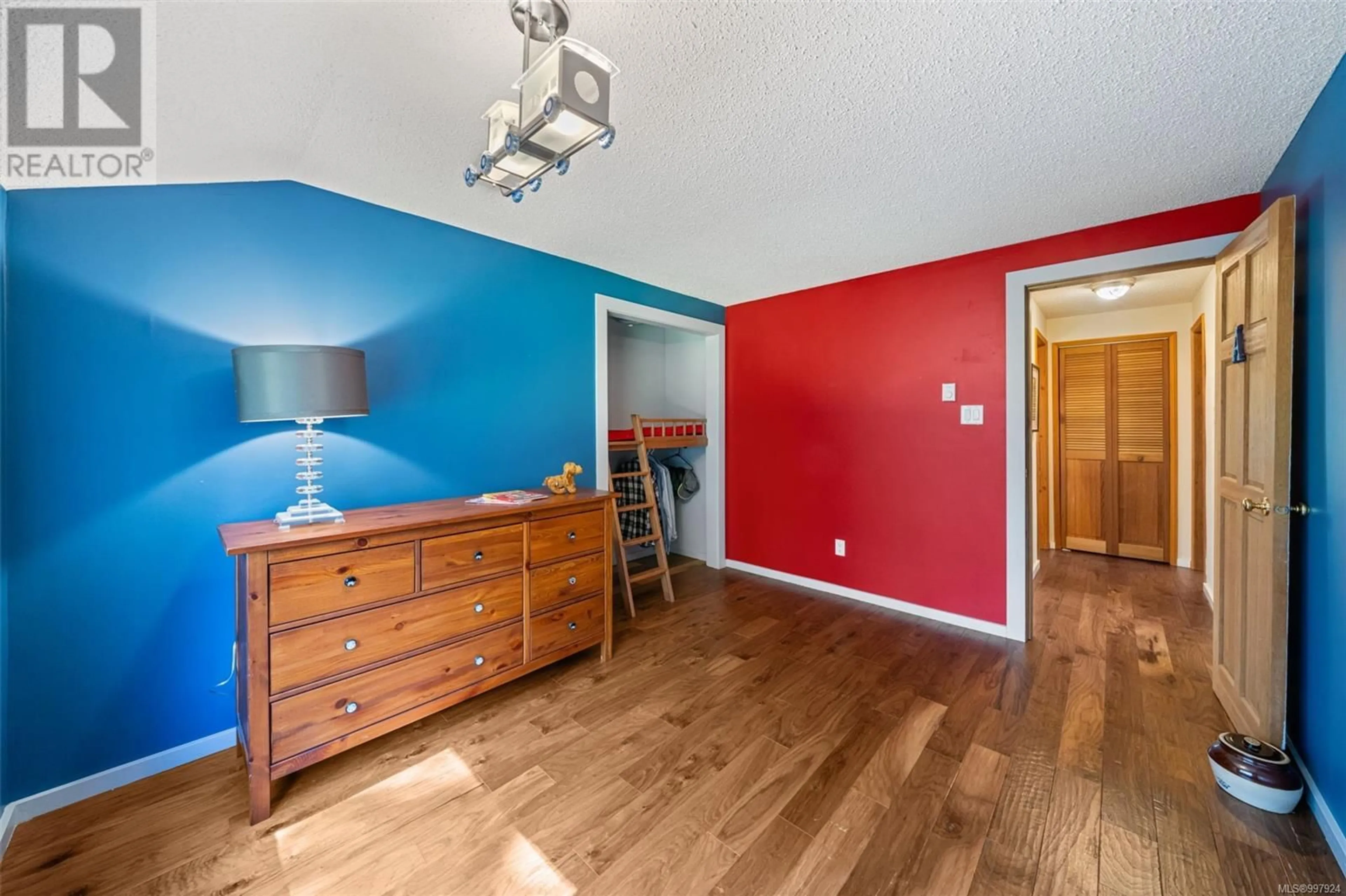 Unknown for 3281 MCGUIRE WAY, Nanaimo British Columbia V9G1C4
