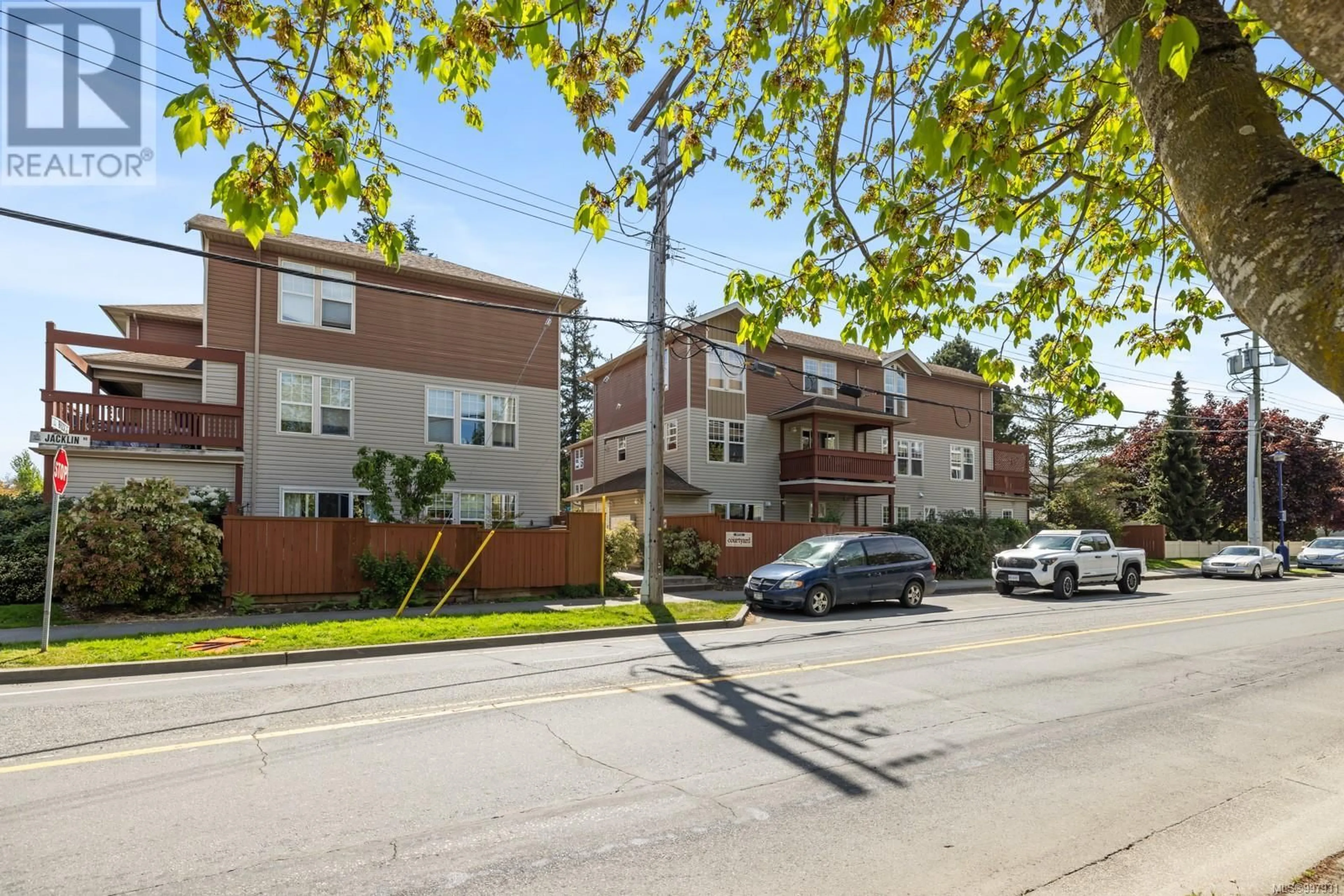Patio, street for 19 - 2711 JACKLIN ROAD, Langford British Columbia V9B3X7