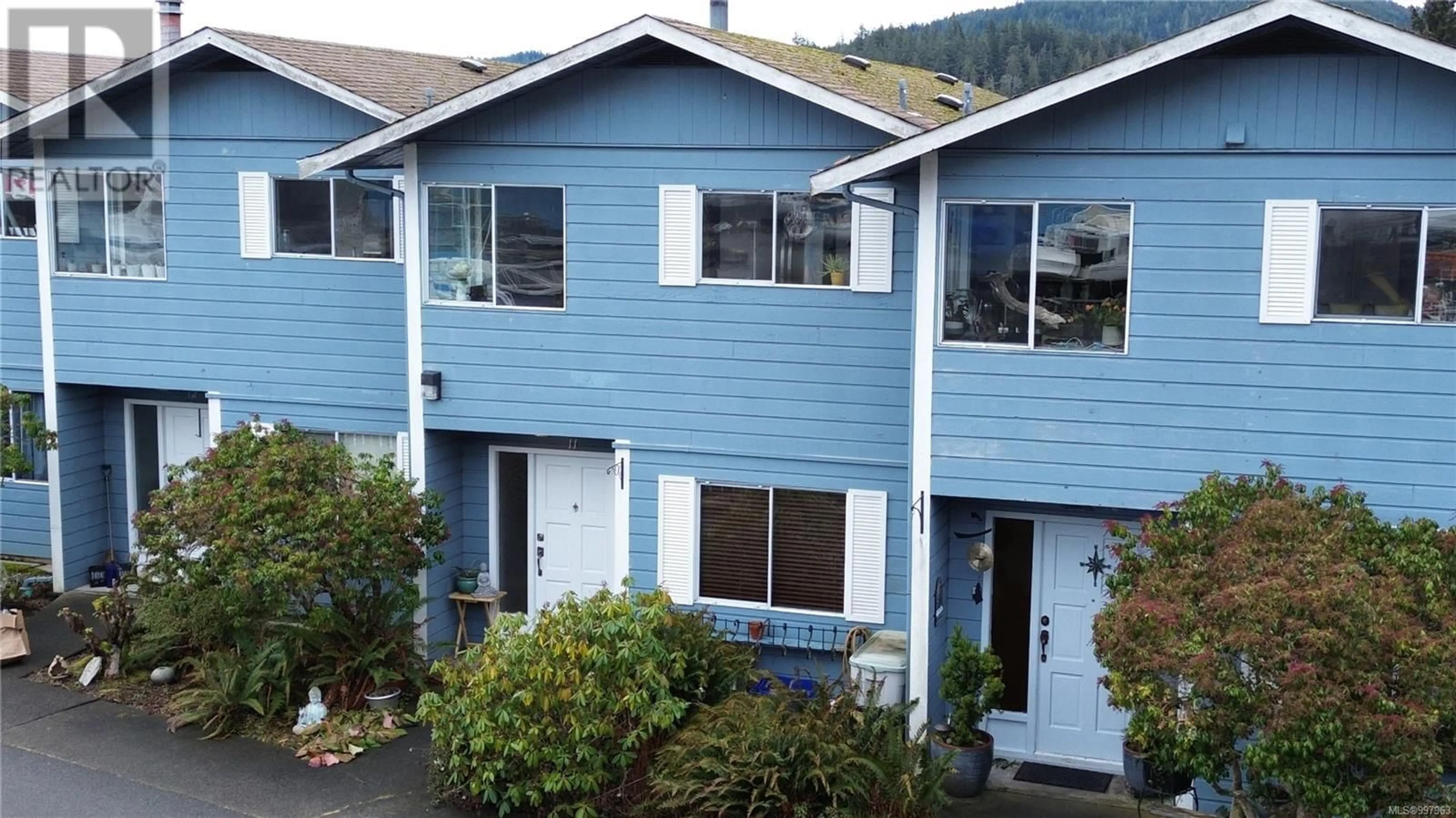 Home with vinyl exterior material, unknown for 11 - 6110 SEABROOM ROAD, Sooke British Columbia V9Z0B8