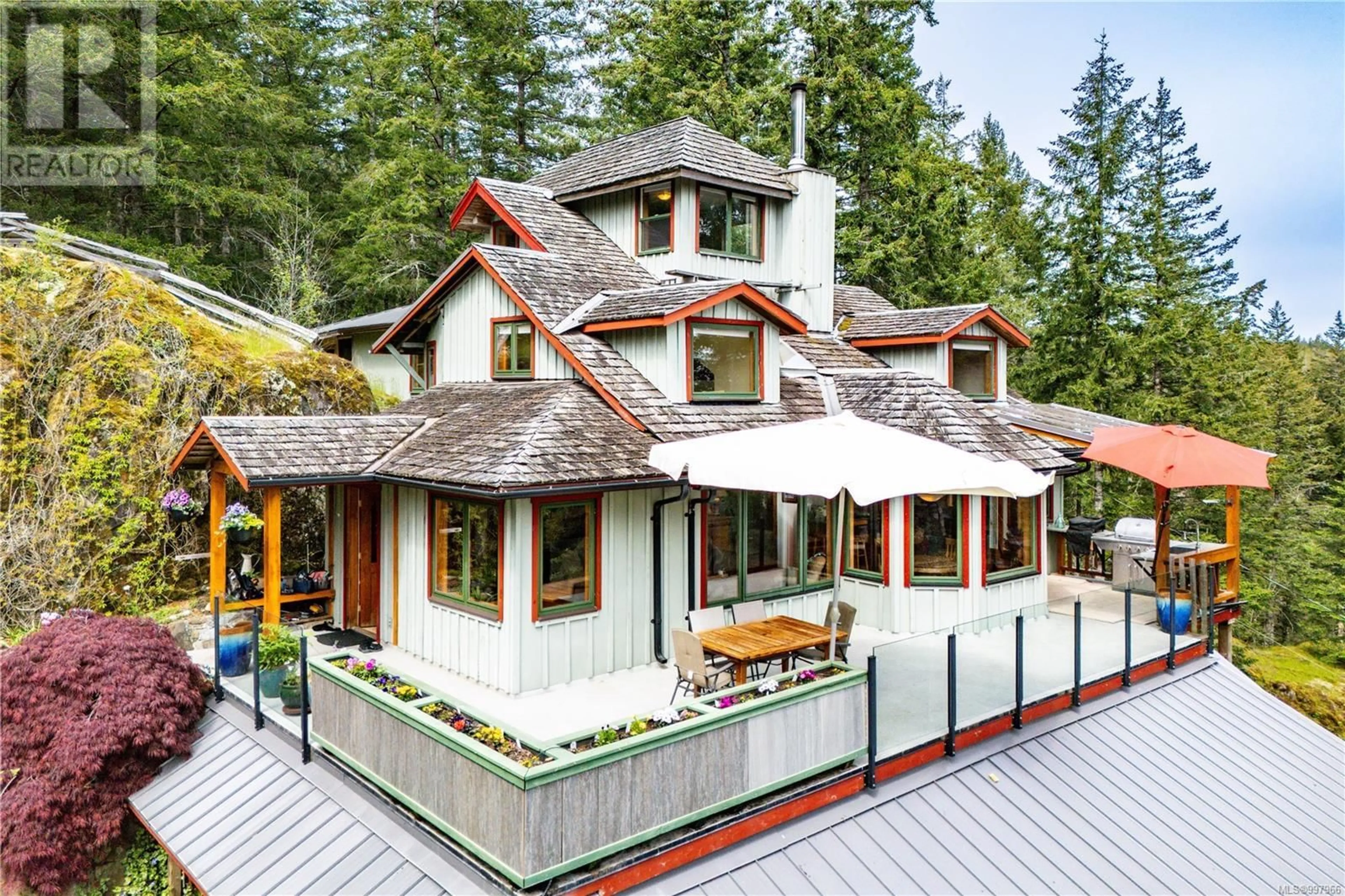 Home with vinyl exterior material, unknown for 1821 HYACINTHE BAY ROAD, Quadra Island British Columbia V0P1H0