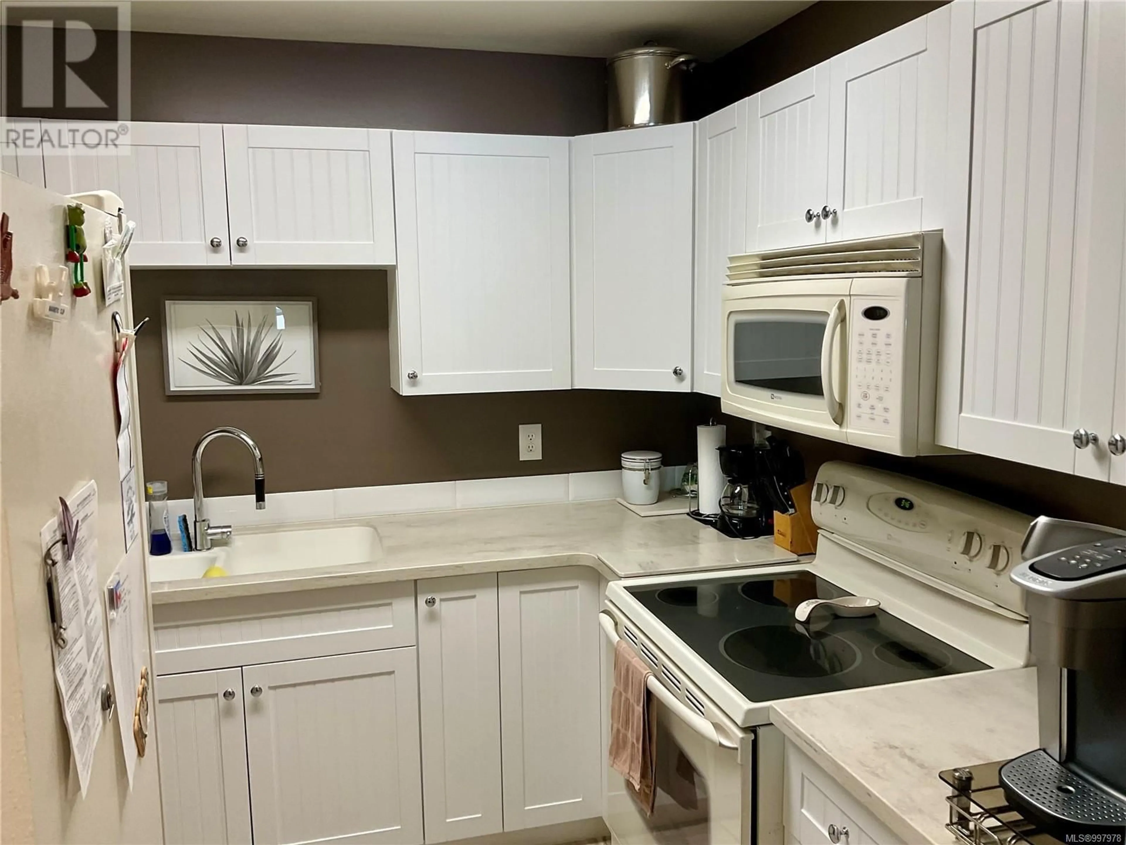 Standard kitchen, unknown for 39 - 211 MADILL ROAD, Lake Cowichan British Columbia V0R2G1