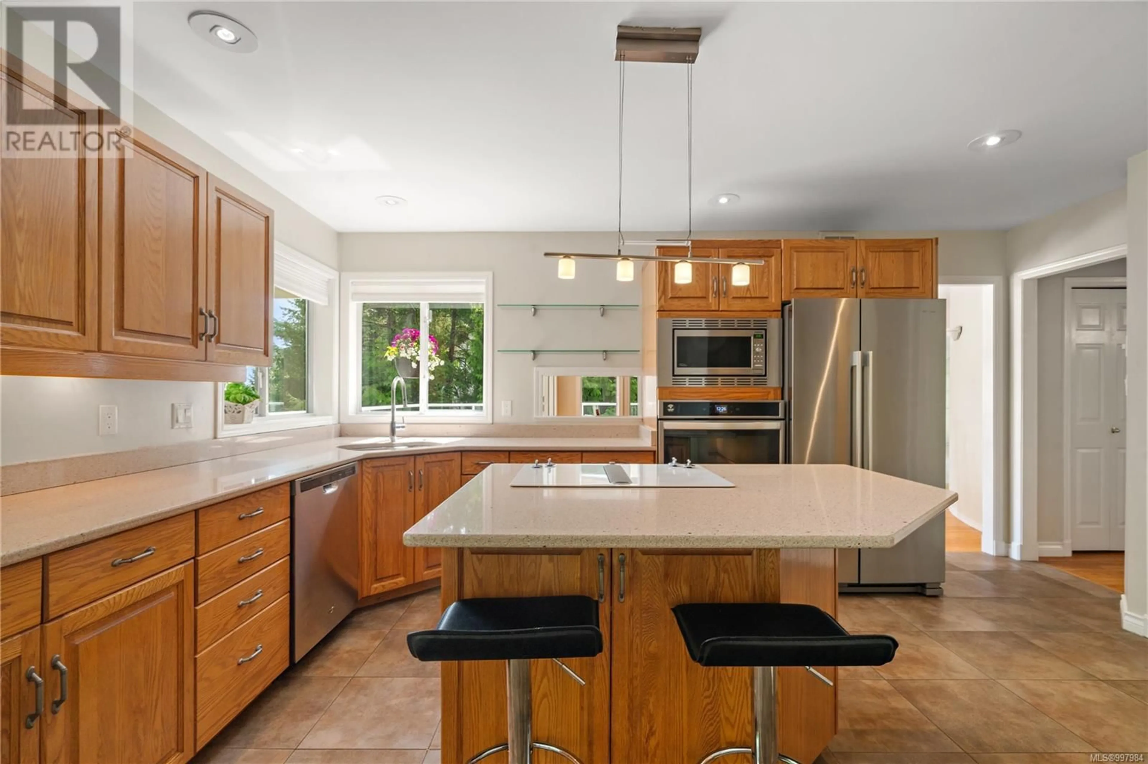 Unknown for 8612 ECHO PLACE EAST, North Saanich British Columbia V8L5C7