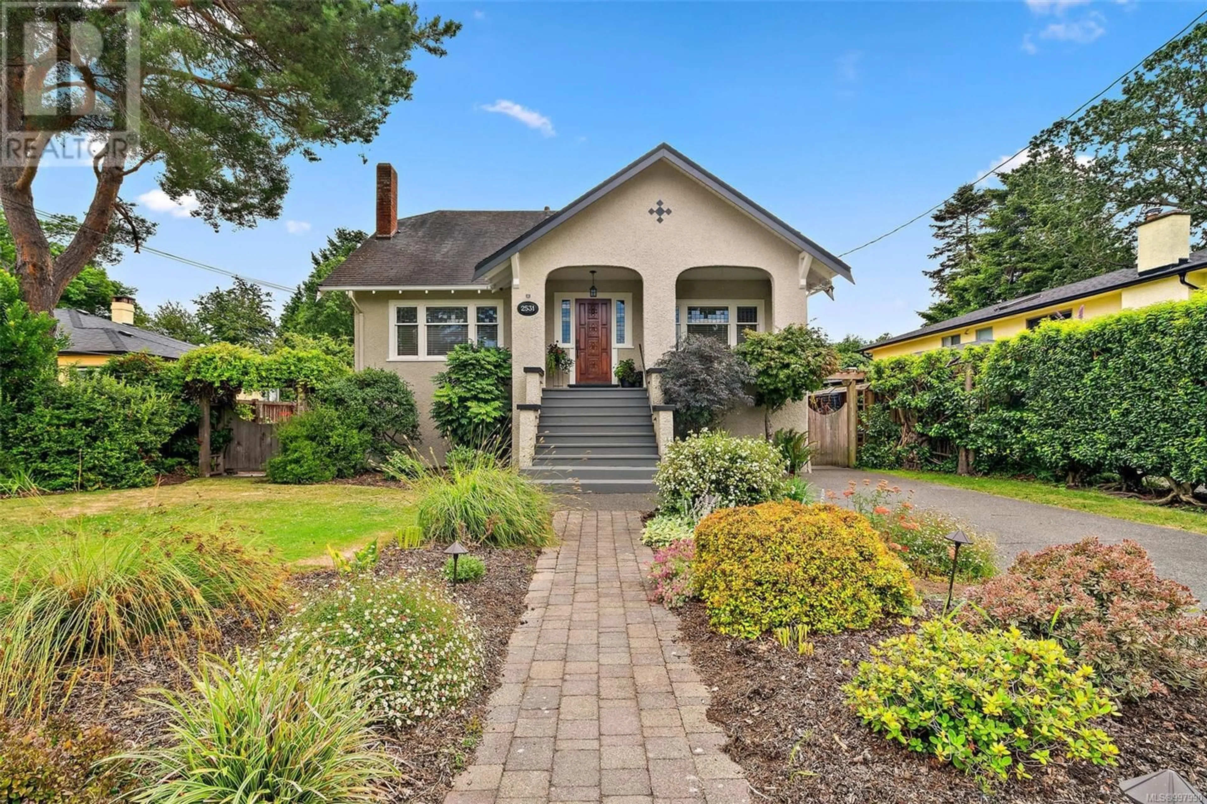 Home with brick exterior material, street for 2531 ORCHARD AVENUE, Oak Bay British Columbia V8T3A9