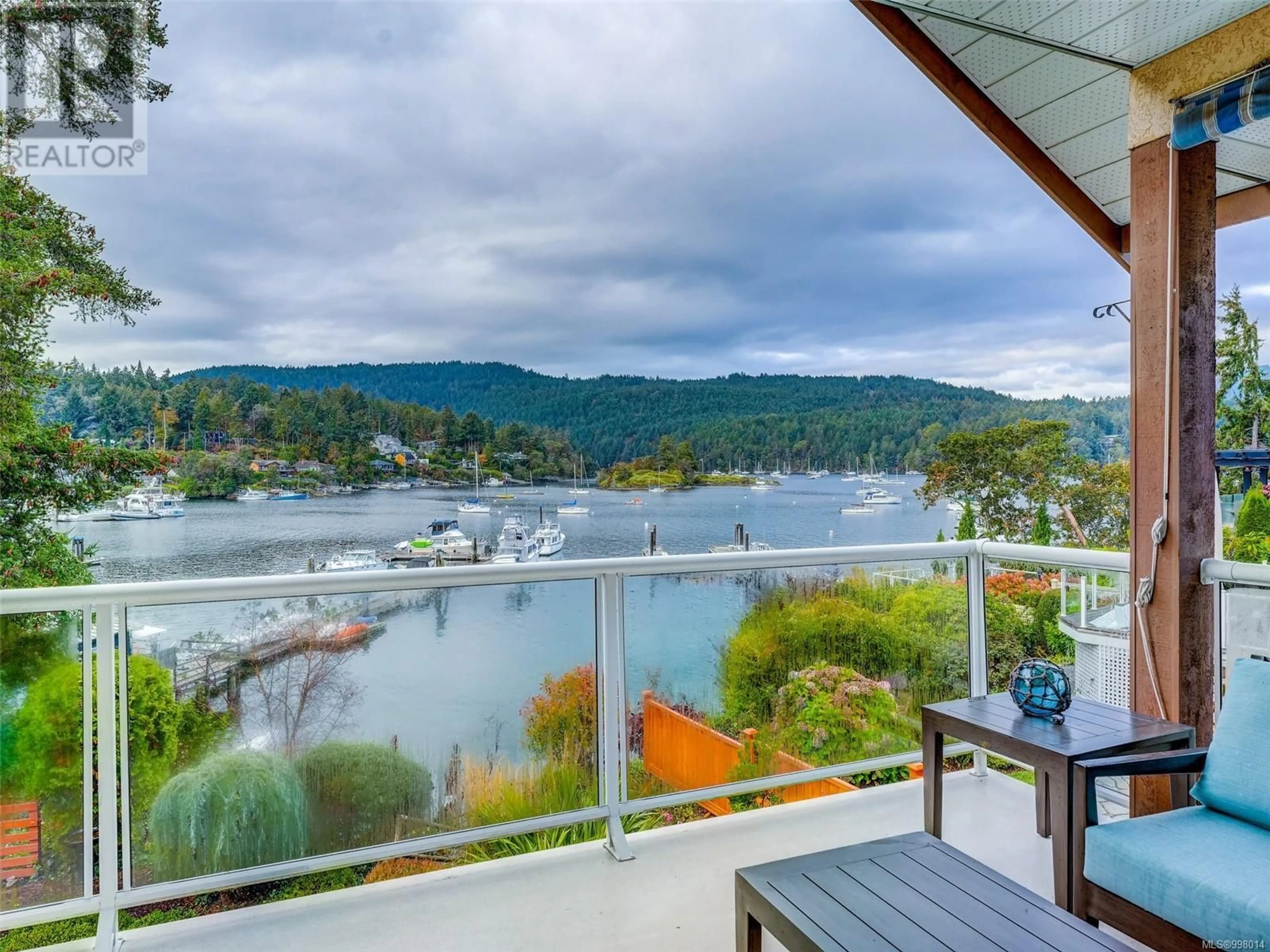 Patio, water/lake/river/ocean view for 7064 BRENTWOOD DRIVE, Central Saanich British Columbia V8M1B6