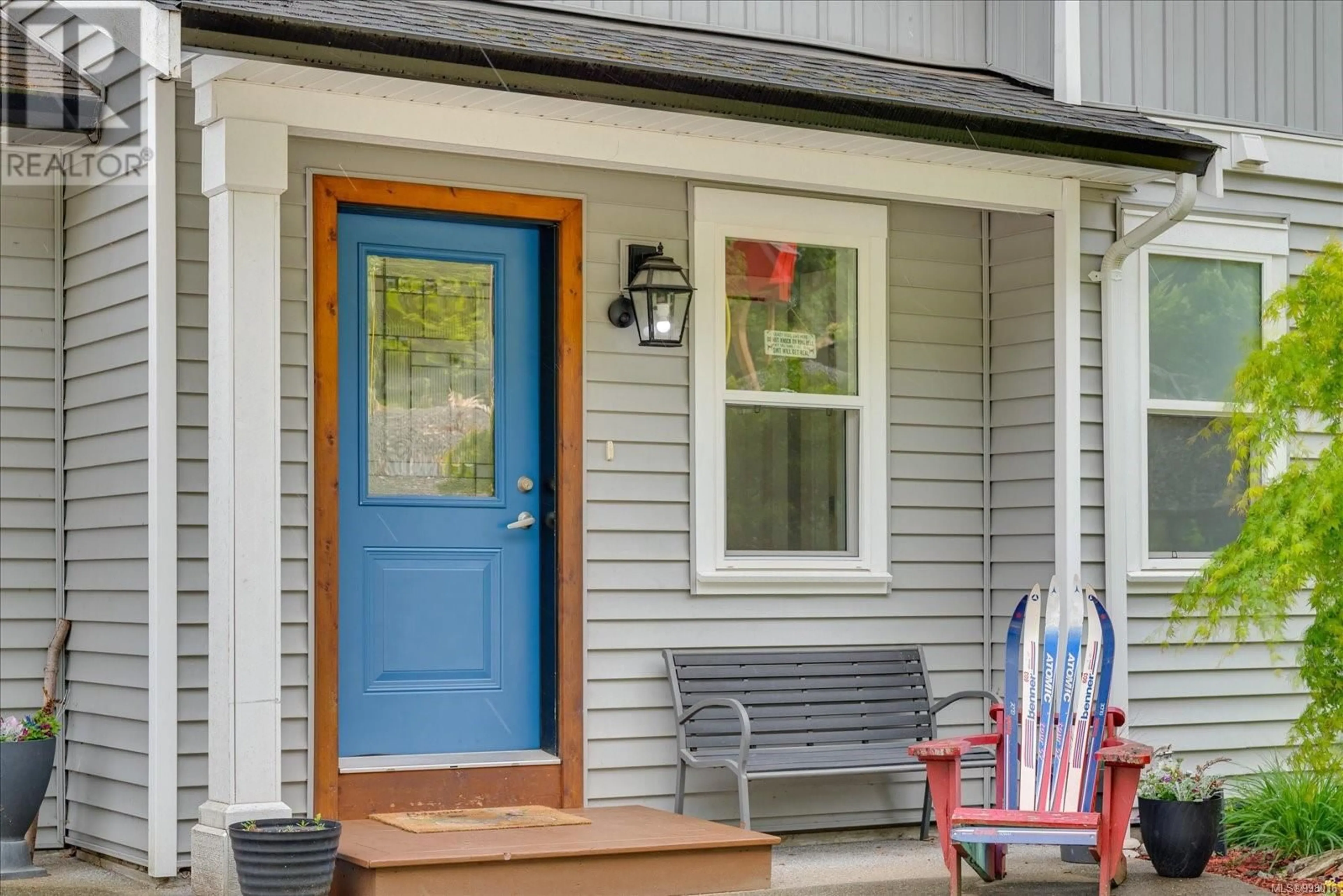 Indoor entryway for 2364 EXTENSION ROAD, Nanaimo British Columbia V9X0A9