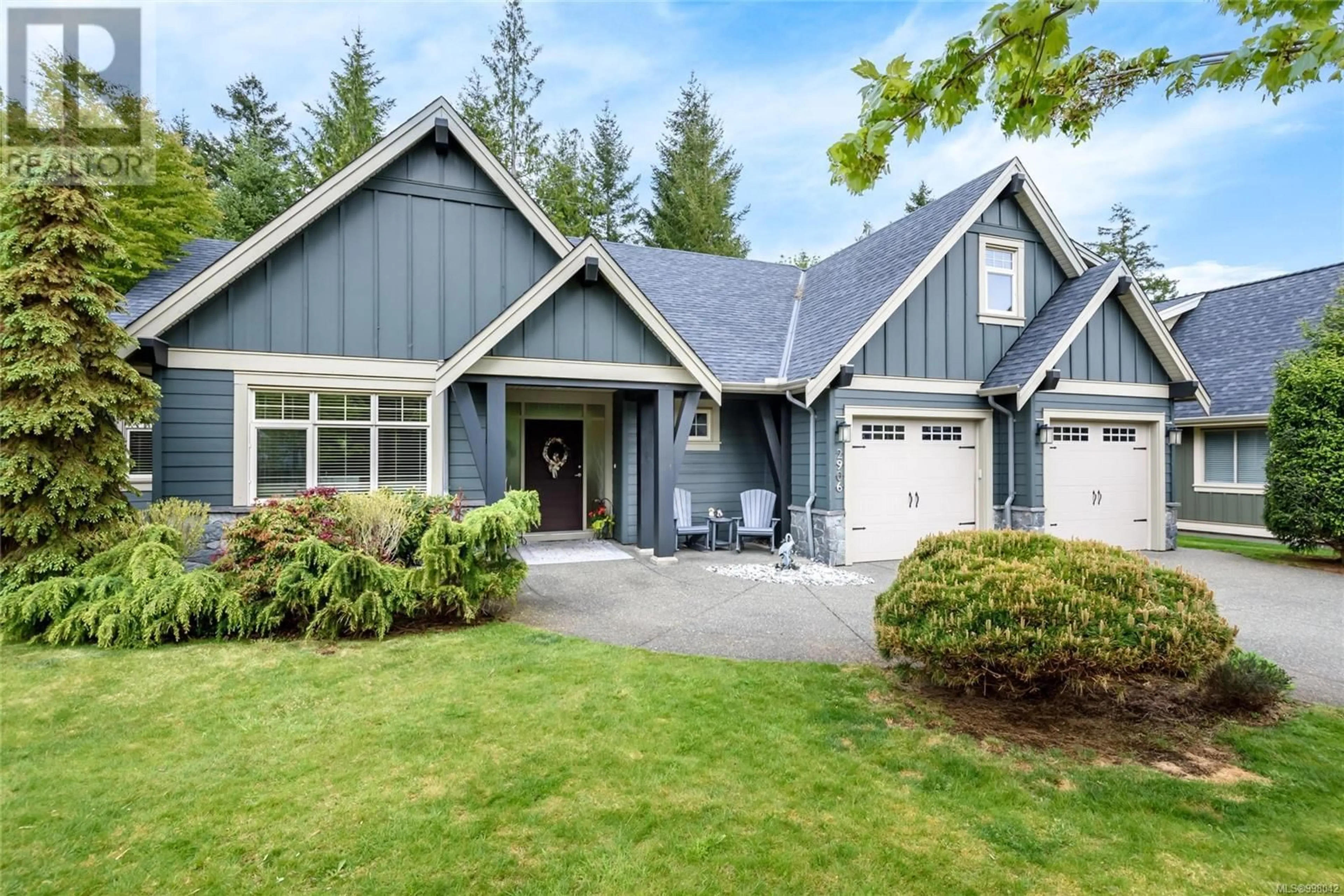 Home with vinyl exterior material, street for 2906 CASCARA CRESCENT, Courtenay British Columbia V9N4B8