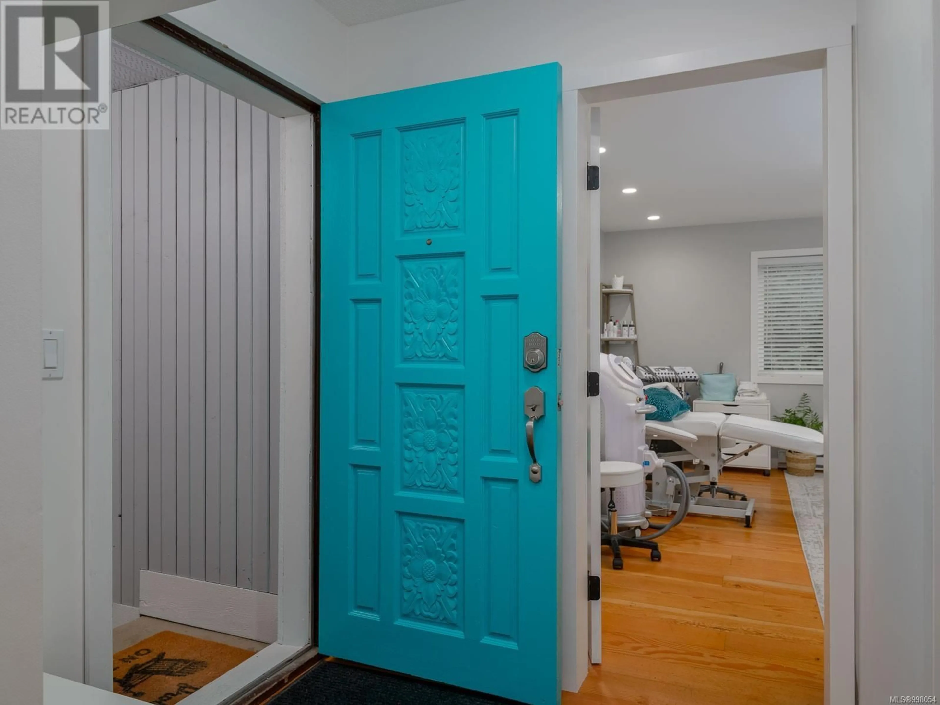 Indoor entryway for 9010 LORD ROAD, Port Alberni British Columbia V9Y9C1