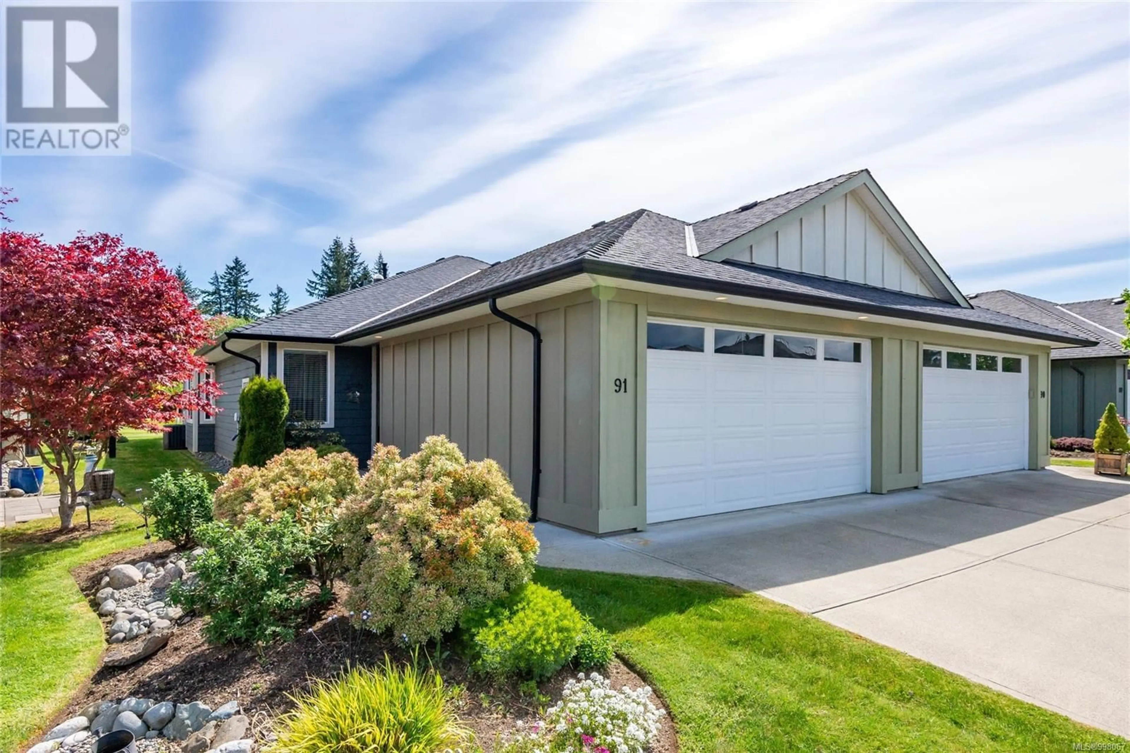 Home with vinyl exterior material, street for 91 - 2006 SIERRA DRIVE, Campbell River British Columbia V9H1V6