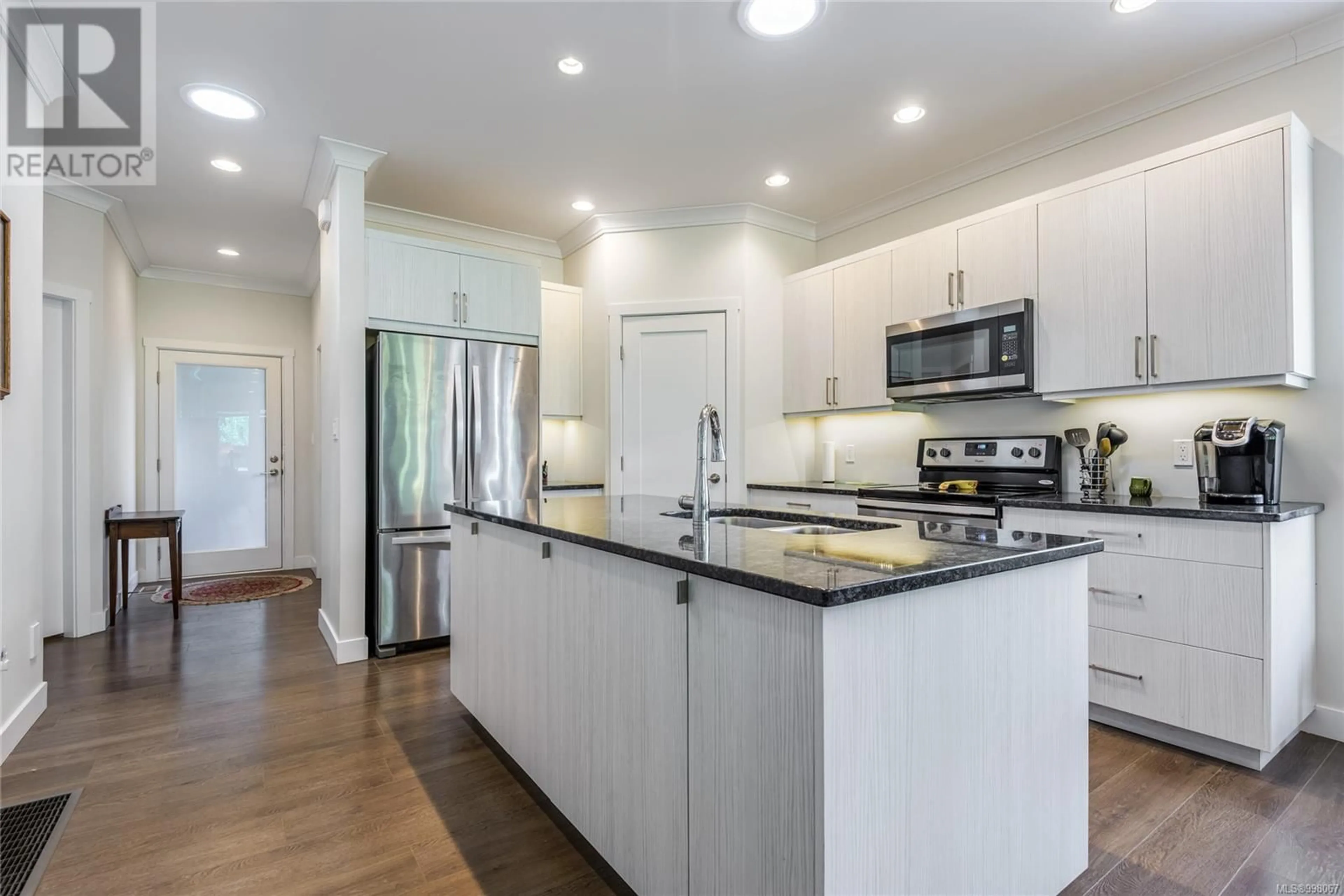 Open concept kitchen, unknown for 91 - 2006 SIERRA DRIVE, Campbell River British Columbia V9H1V6