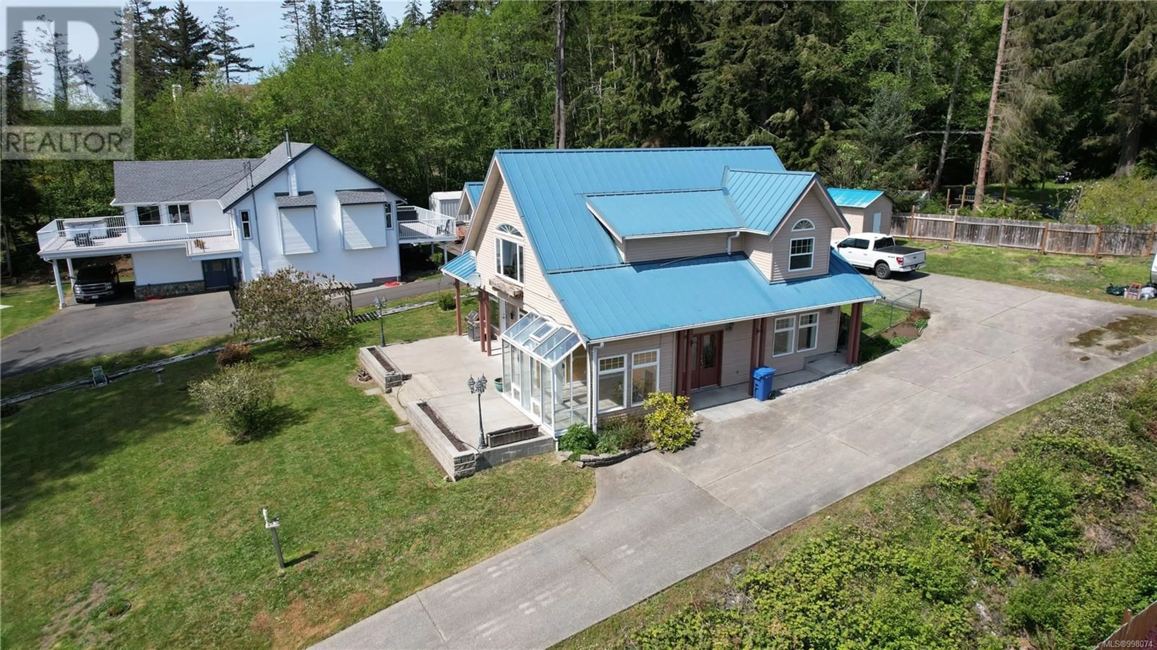 A pic from outside/outdoor area/front of a property/back of a property/a pic from drone, street for 8284 WEST COAST ROAD, Sooke British Columbia V9Z1E1