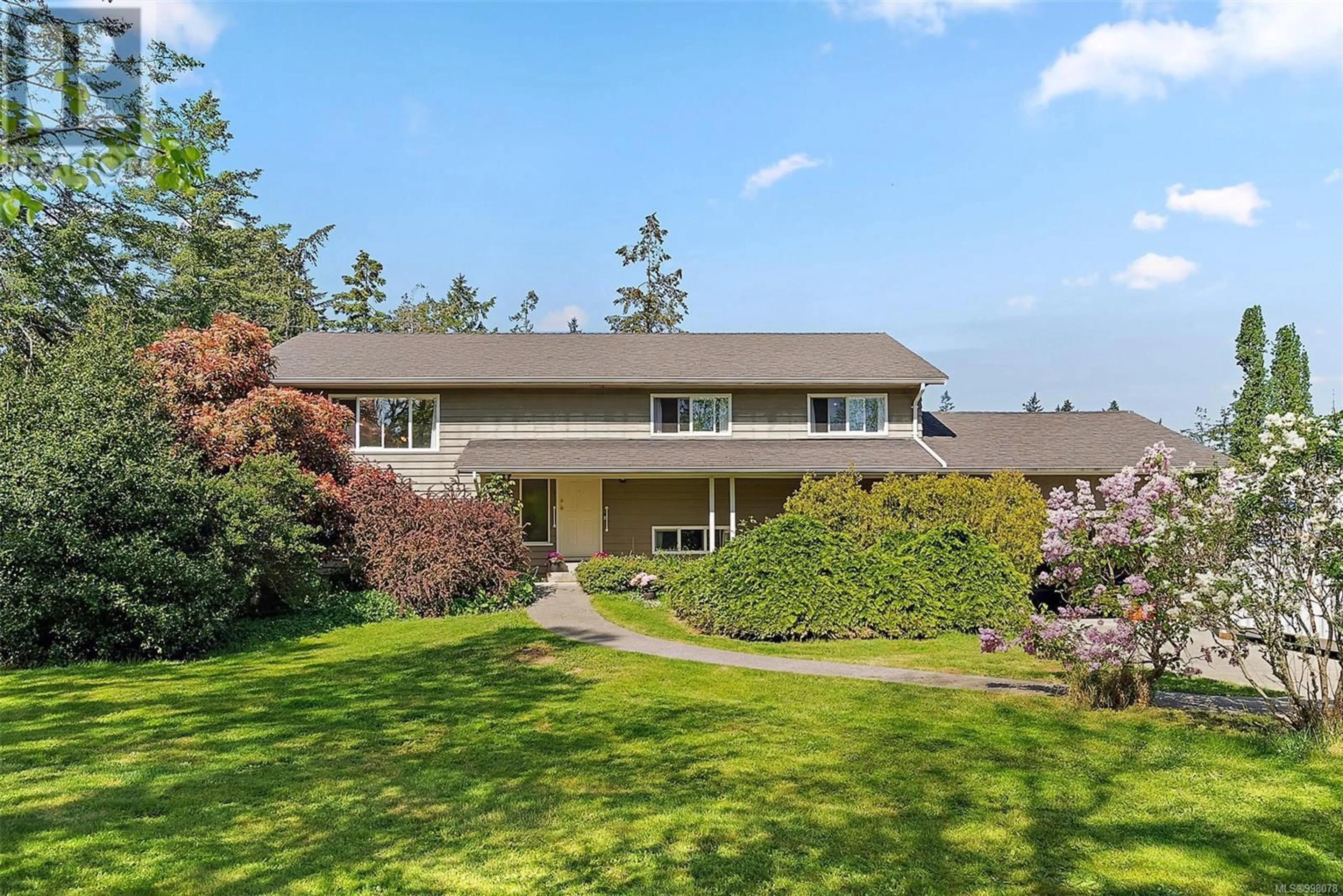 A pic from outside/outdoor area/front of a property/back of a property/a pic from drone, unknown for 10814 DERRICK ROAD, North Saanich British Columbia V8L5M5