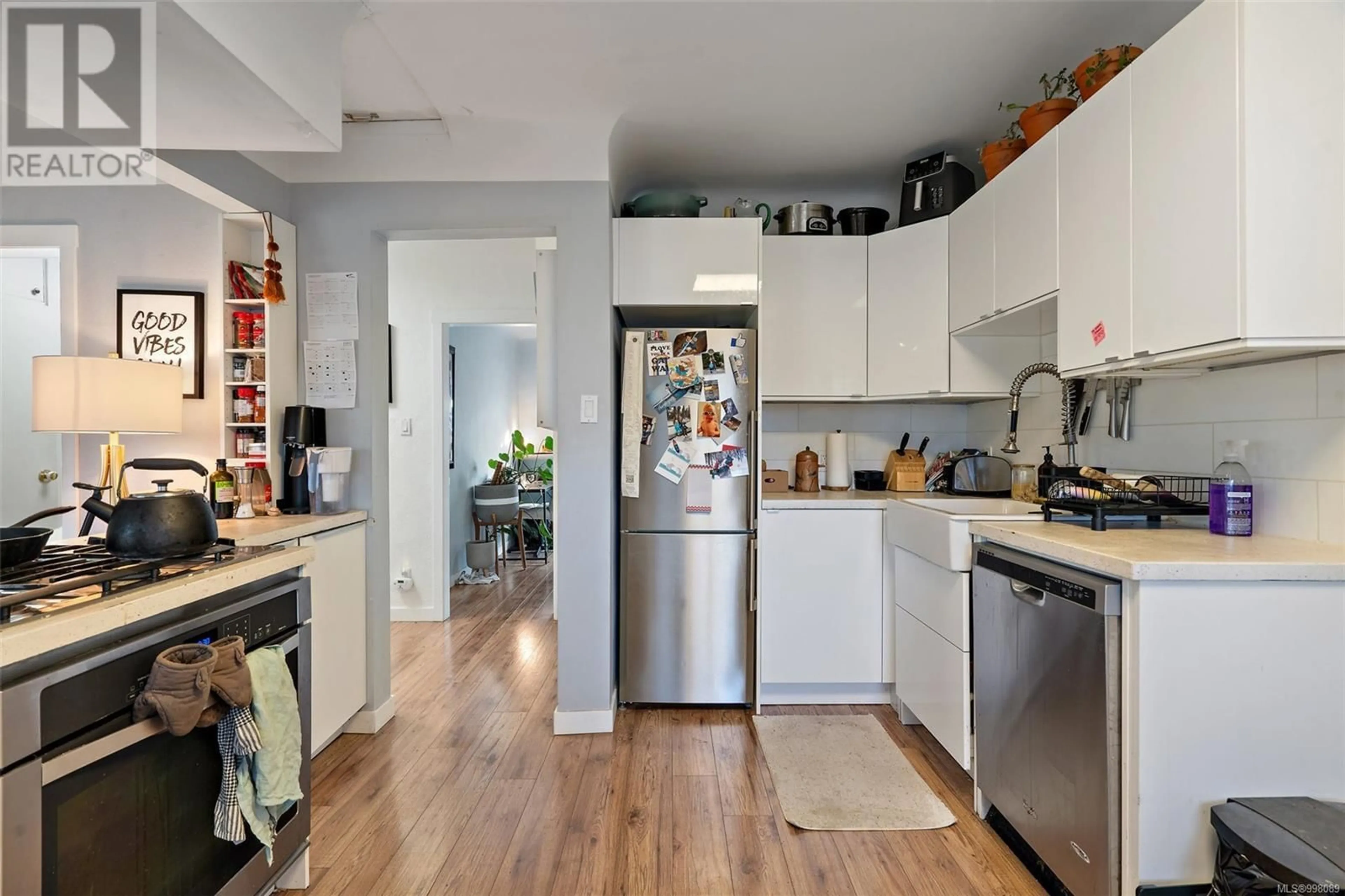 Unknown for 3117 BLACKWOOD STREET, Victoria British Columbia V8X1C6