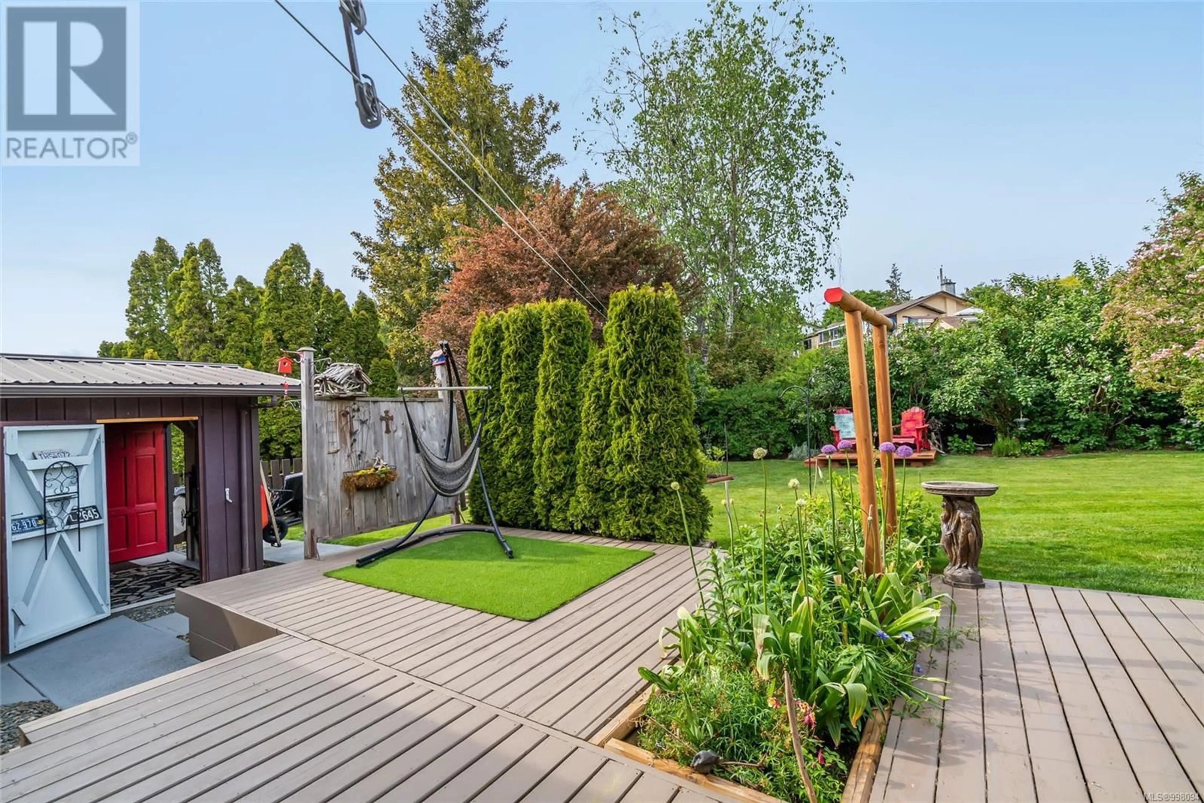 Patio, street for 2235 ROSEWOOD AVENUE, Duncan British Columbia V9L3E8