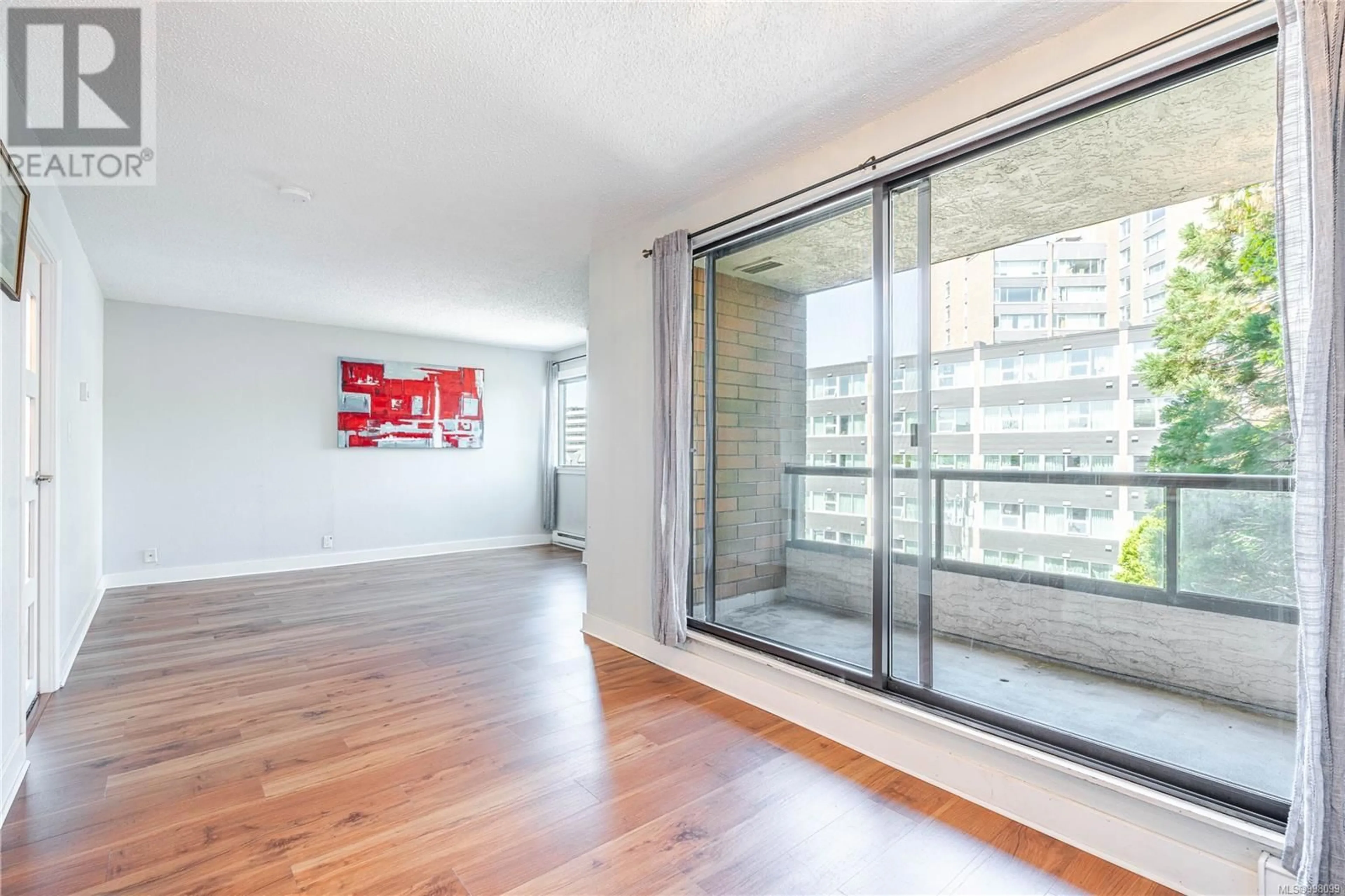 Unknown for 505 - 1630 QUADRA STREET, Victoria British Columbia V8W3J5