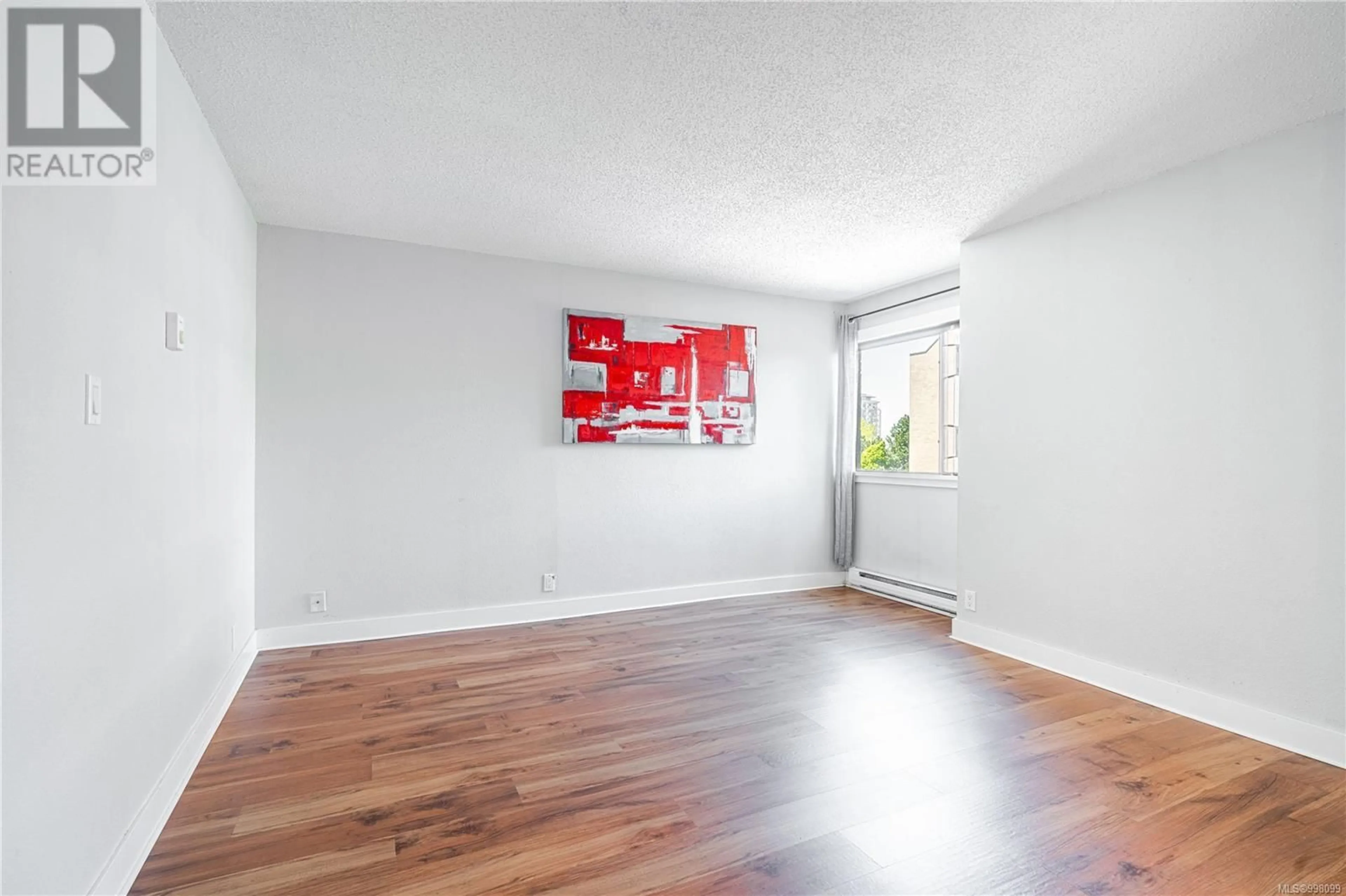 A pic of a room for 505 - 1630 QUADRA STREET, Victoria British Columbia V8W3J5