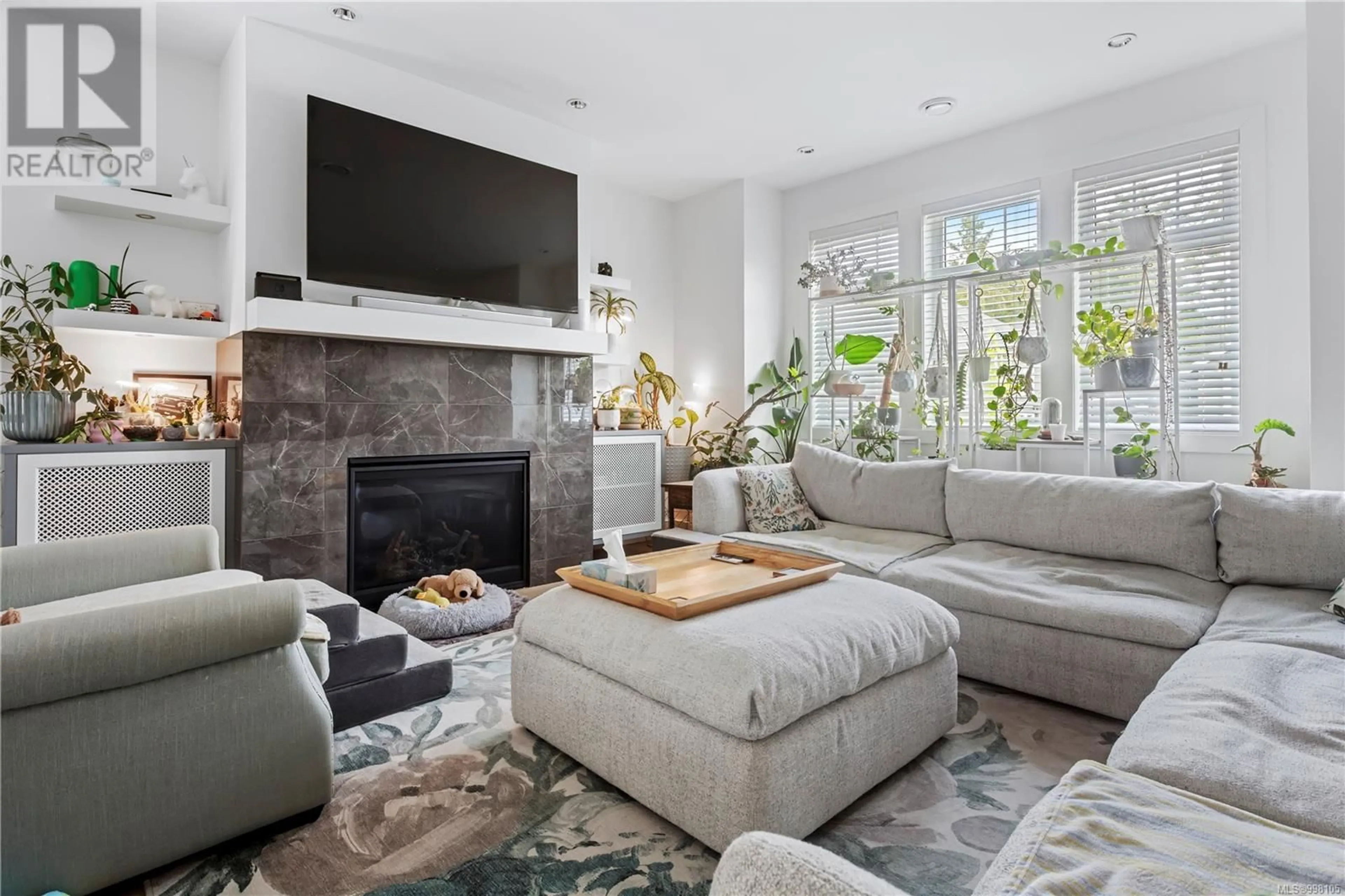 Living room with furniture, unknown for 3562 DELBLUSH LANE, Langford British Columbia V9C0K5