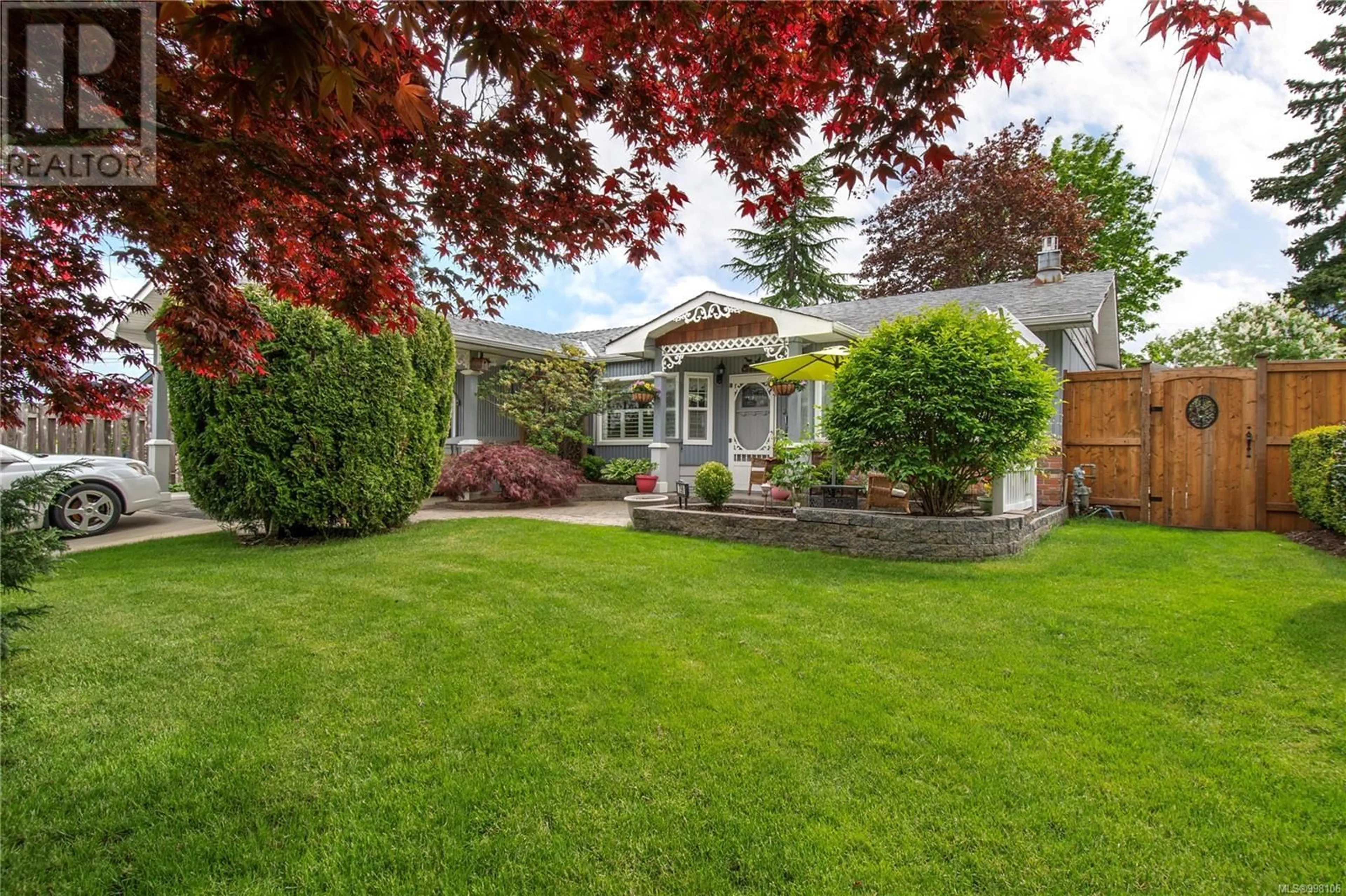 Patio, street for 759 HOLM ROAD, Campbell River British Columbia V9W5R5