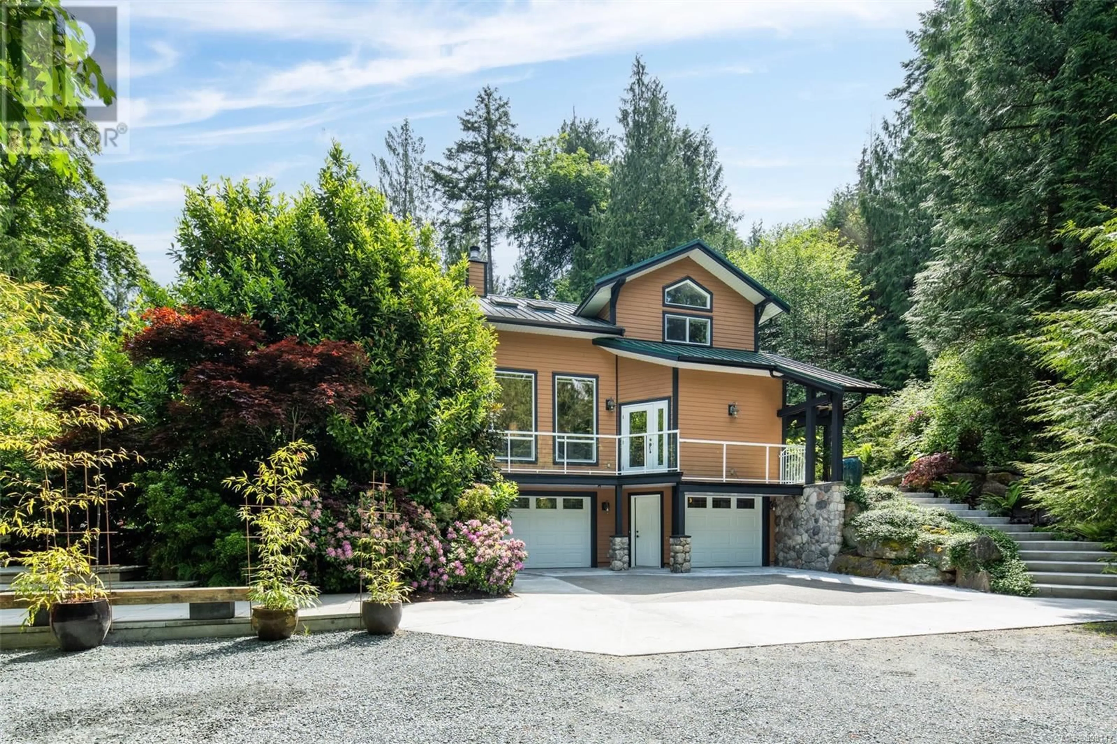 Home with vinyl exterior material, unknown for 7493 WESTHOLME ROAD, Duncan British Columbia V0R3C0