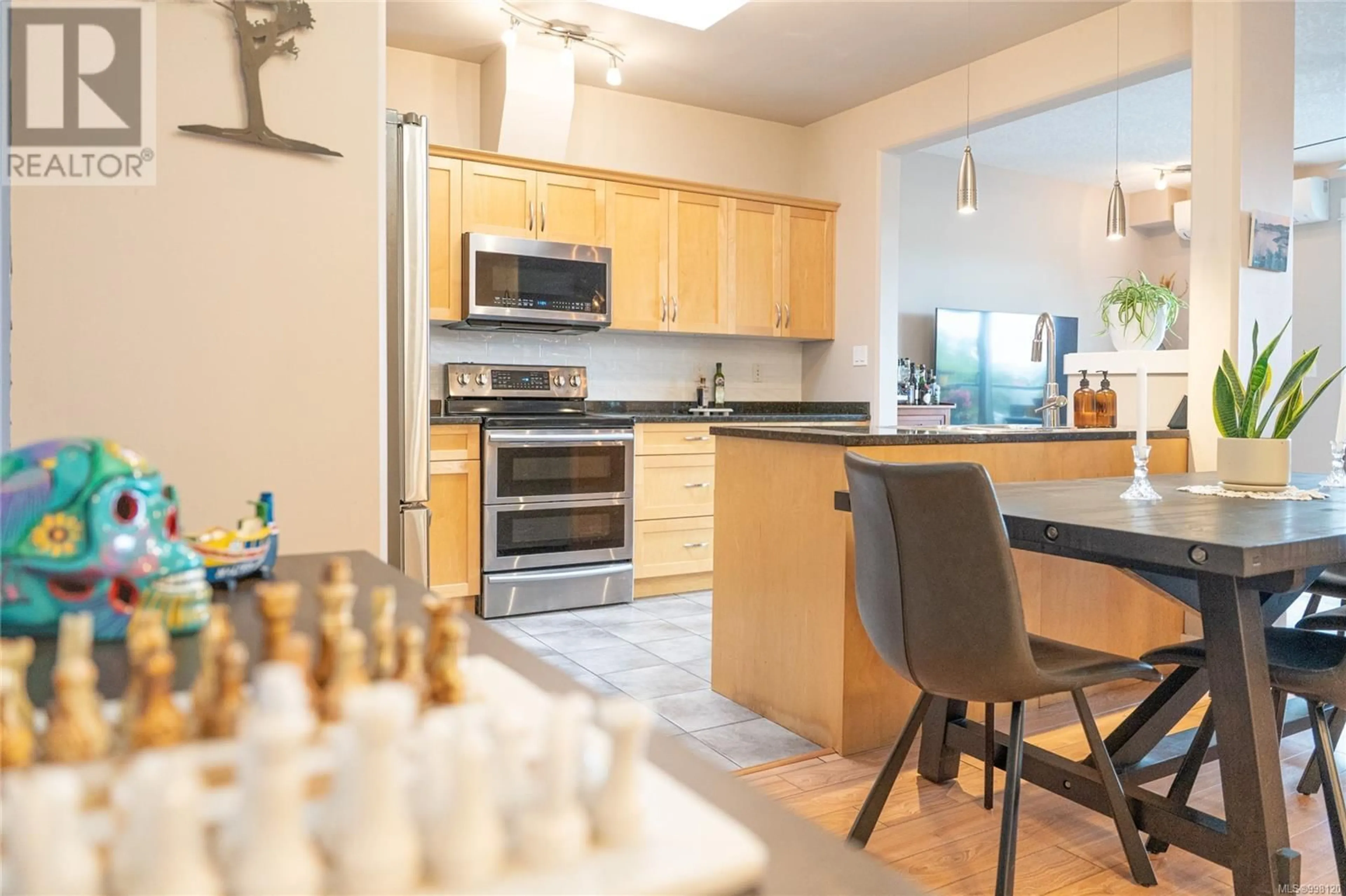 Open concept kitchen, unknown for 310 - 630 SPEED AVENUE, Victoria British Columbia V8Z1A4