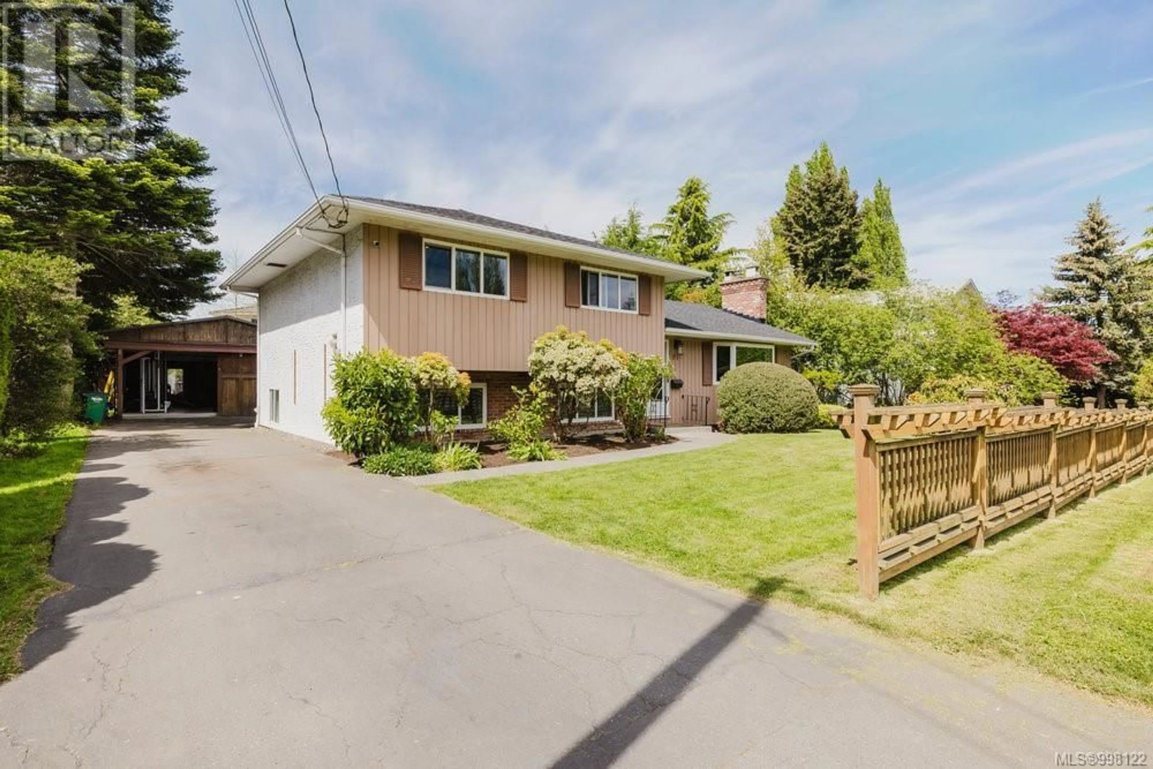 Unknown for 3810 GORDON HEAD ROAD, Saanich British Columbia V8P4X1