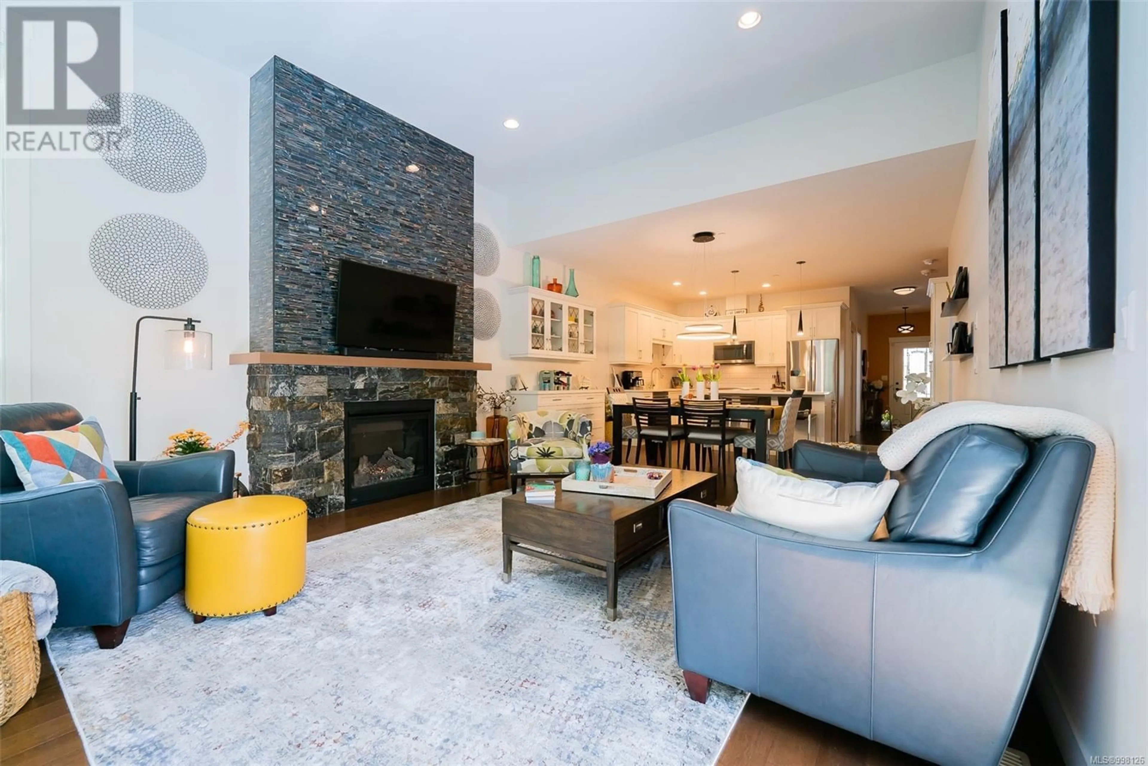 Living room with furniture, unknown for 4989 CURRIE PLACE, Nanaimo British Columbia V9V0B3