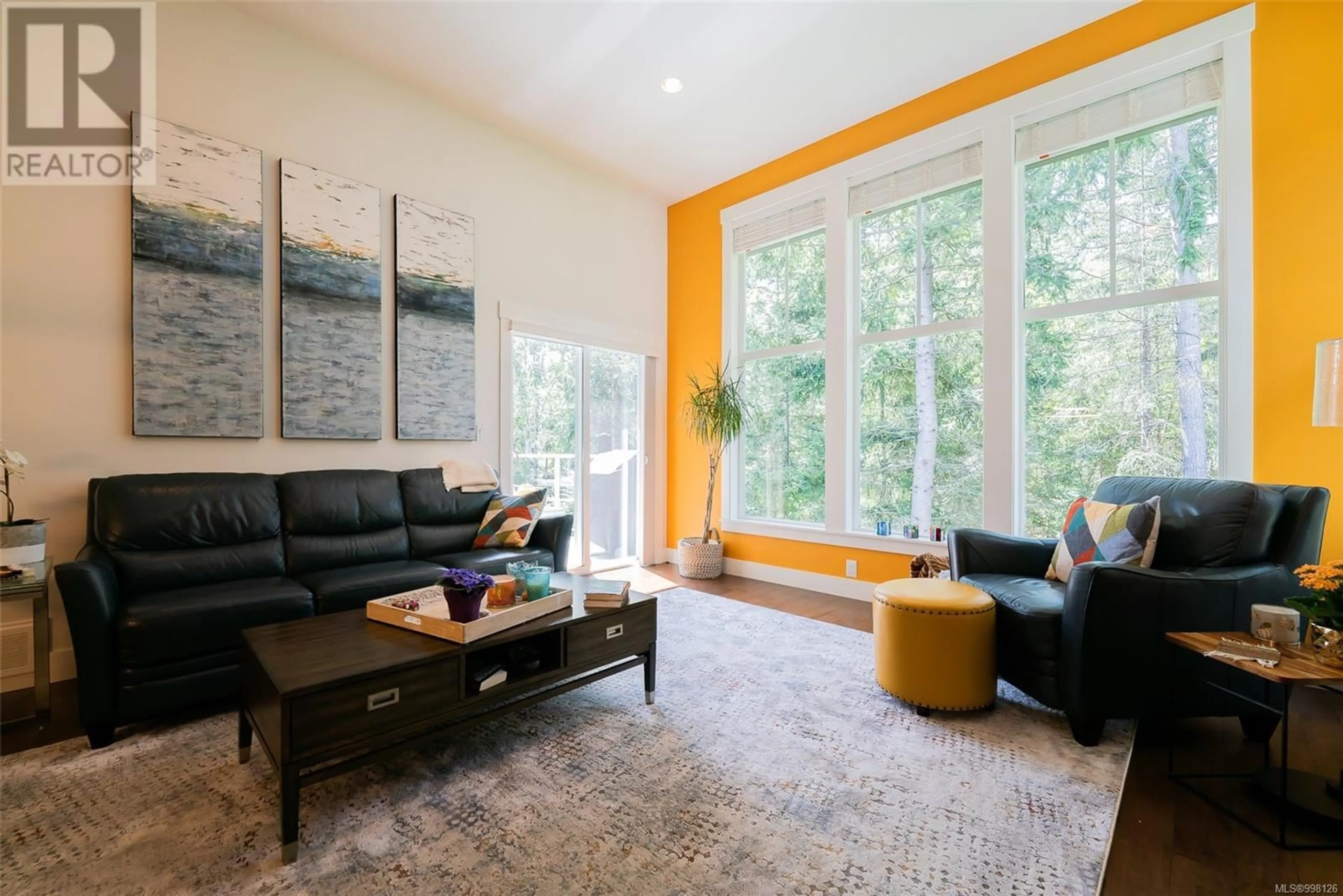 Living room with furniture, unknown for 4989 CURRIE PLACE, Nanaimo British Columbia V9V0B3
