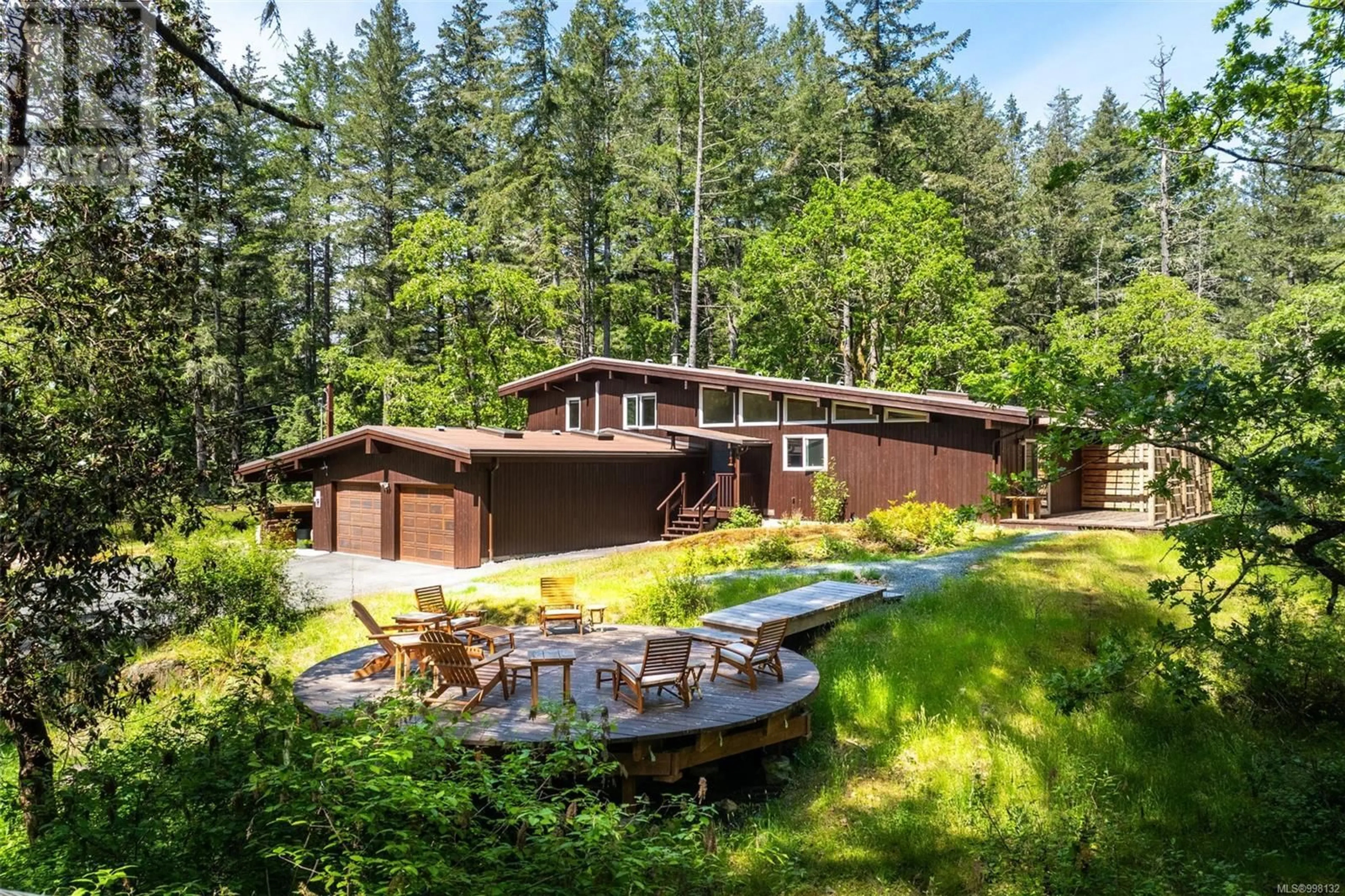 A pic from outside/outdoor area/front of a property/back of a property/a pic from drone, forest/trees view for 271 TREVLAC PLACE, Saanich British Columbia V9E2C4