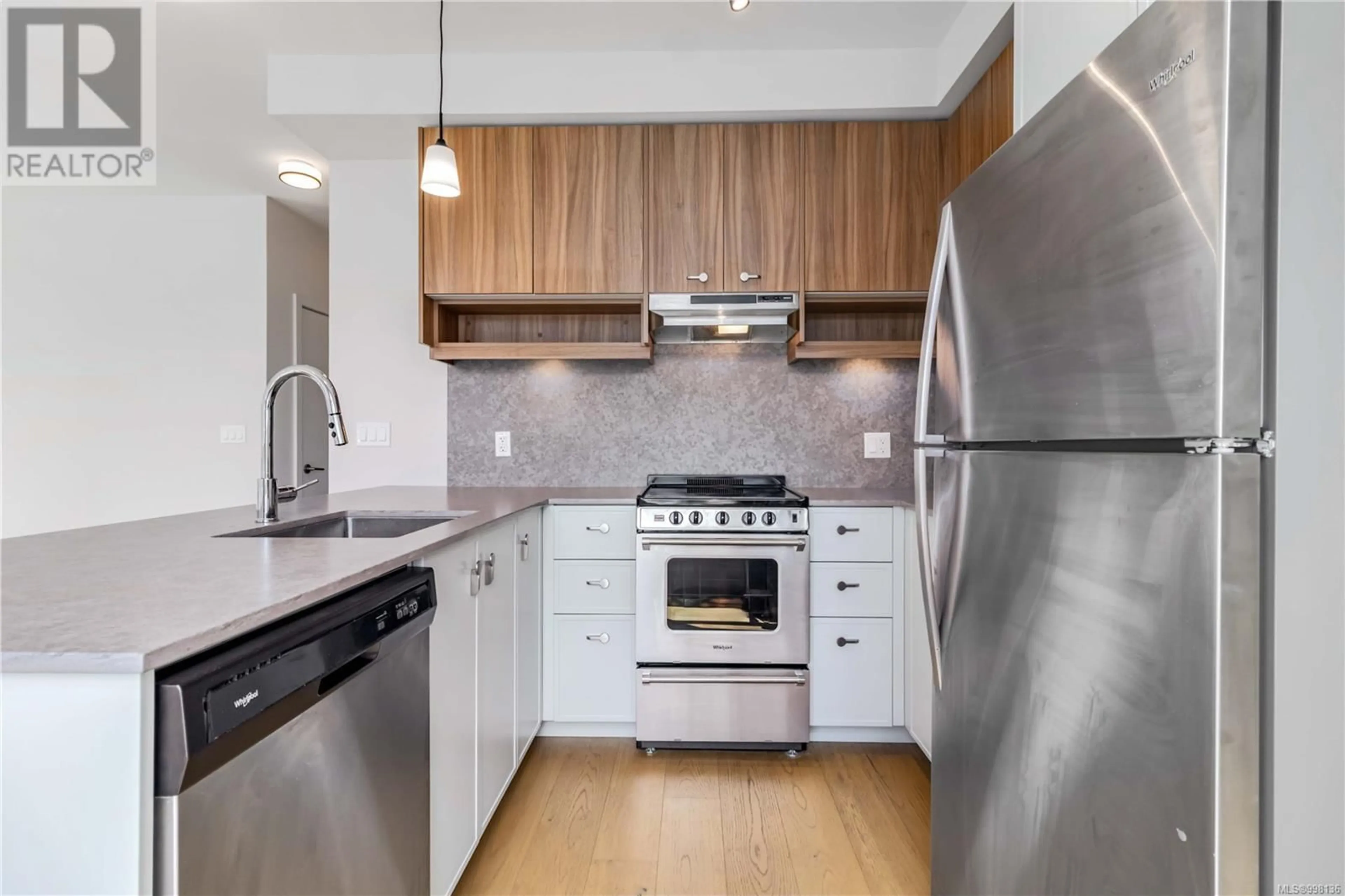 Standard kitchen, unknown for 312 - 629 SPEED AVENUE, Victoria British Columbia V8Z1A5