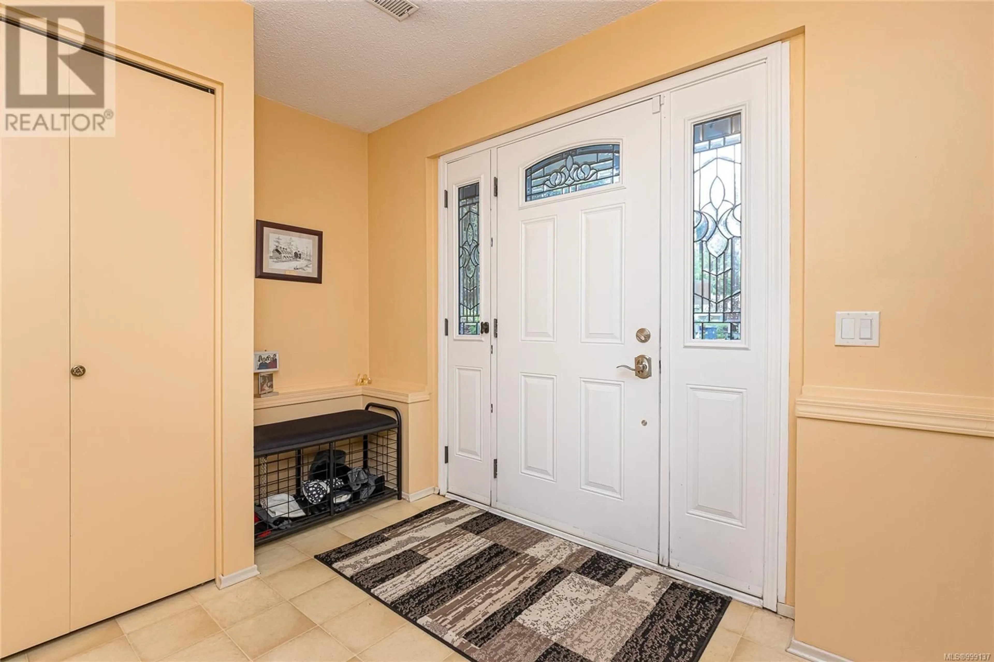 Indoor entryway for 2777 HARTSDALE DRIVE, Langford British Columbia V9B4M9