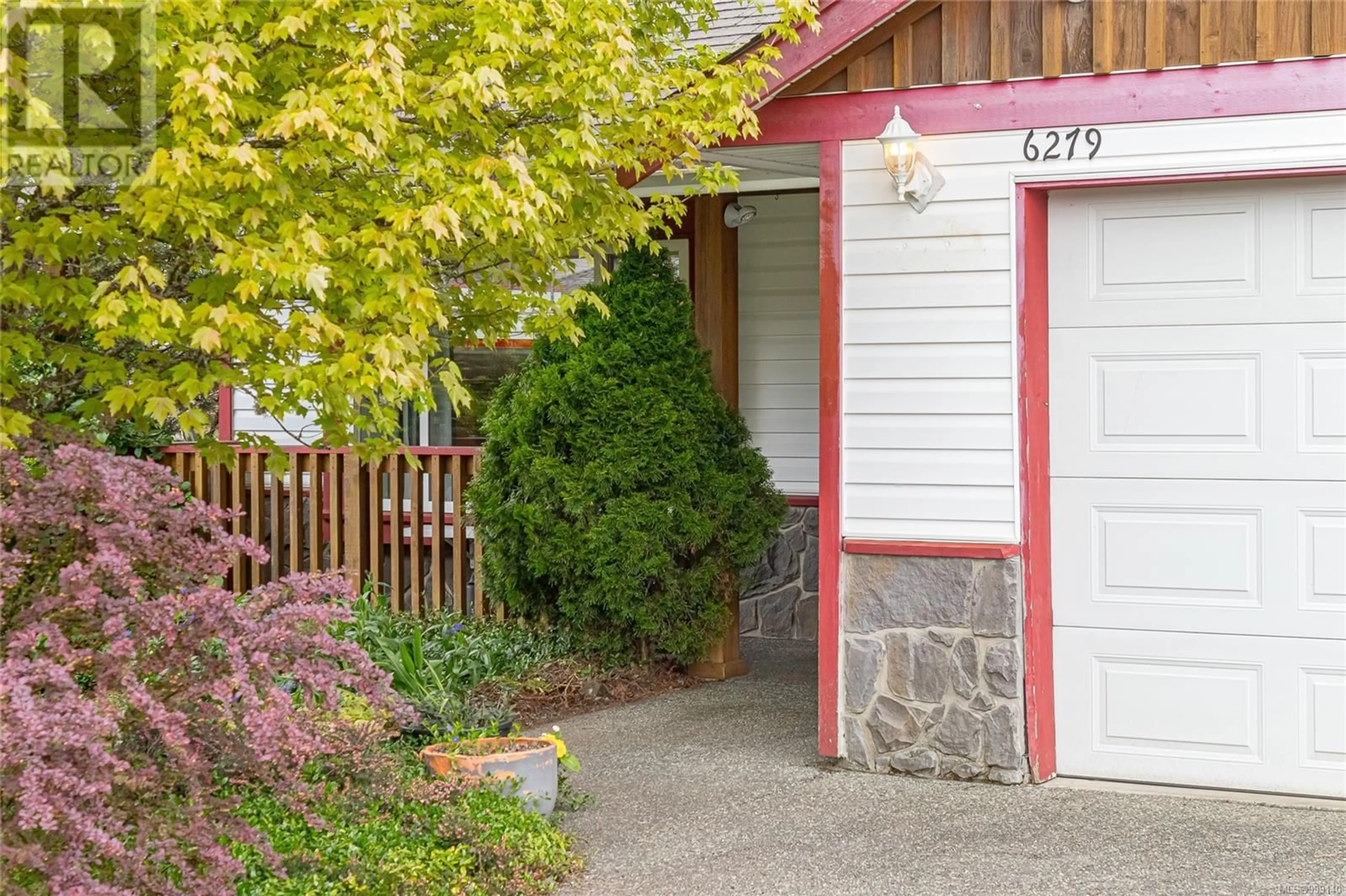 Unknown for 6279 LANE ROAD, Duncan British Columbia V9L4E2