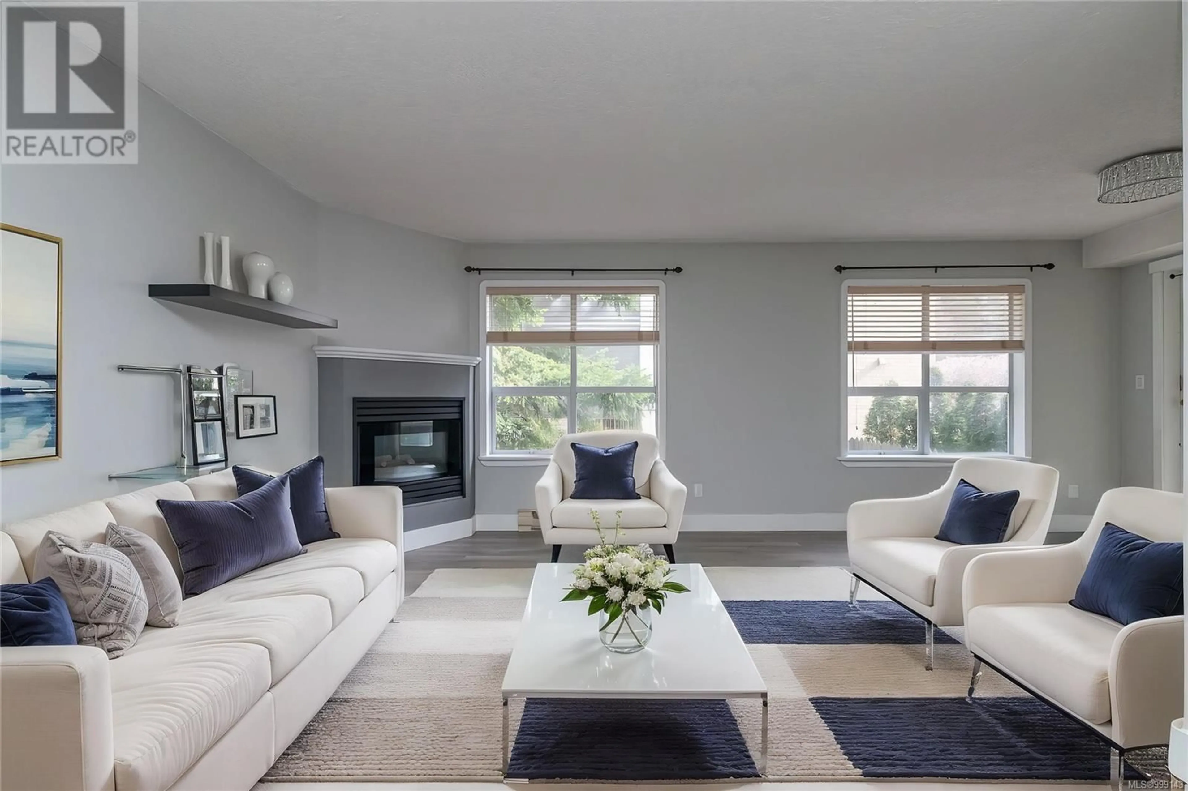 Living room with furniture, unknown for 204 - 832 FISGARD STREET, Victoria British Columbia V8W1S1