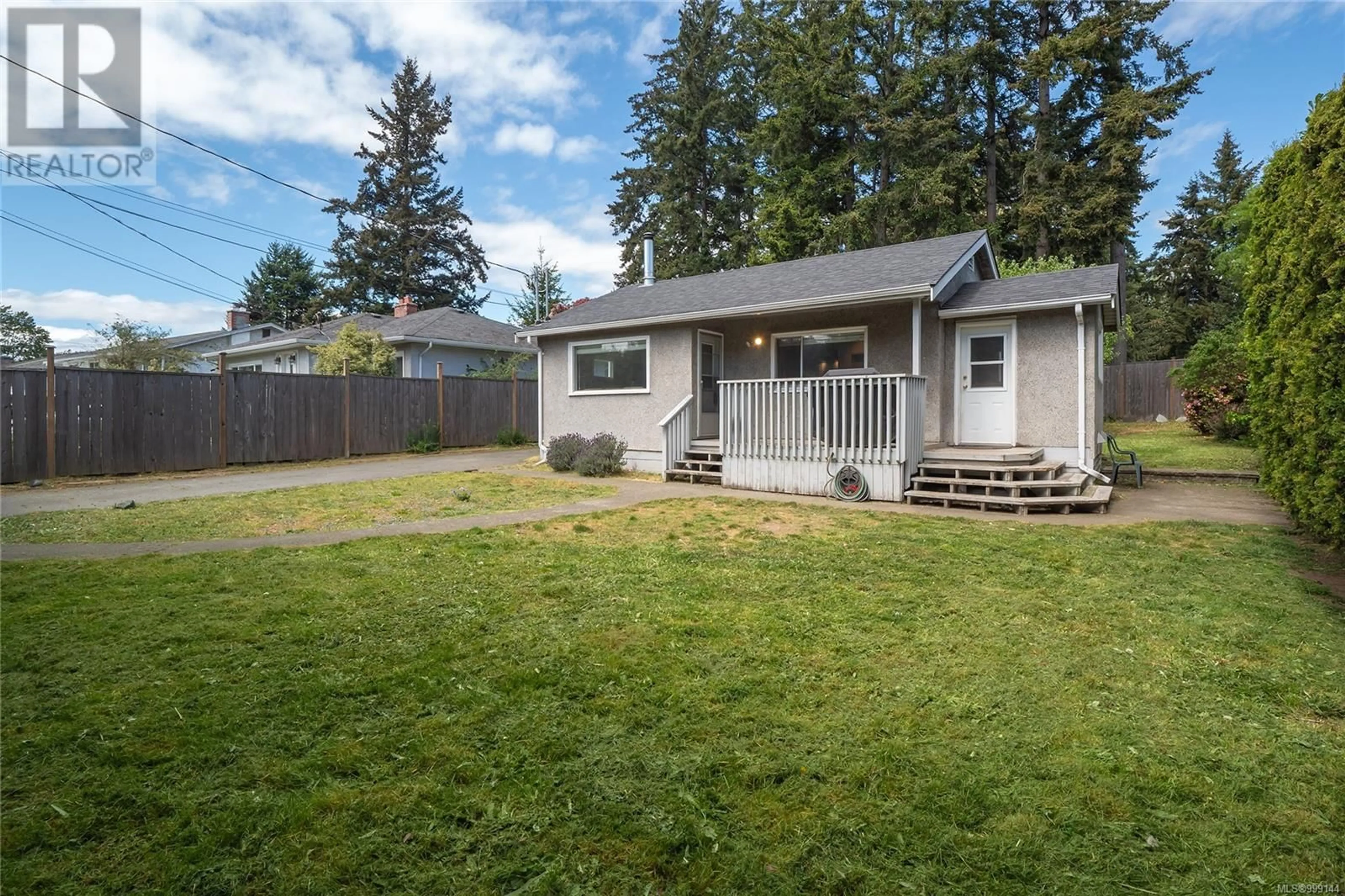 Home with vinyl exterior material, street for 2628 SOOKE ROAD, Langford British Columbia V9B1Y4