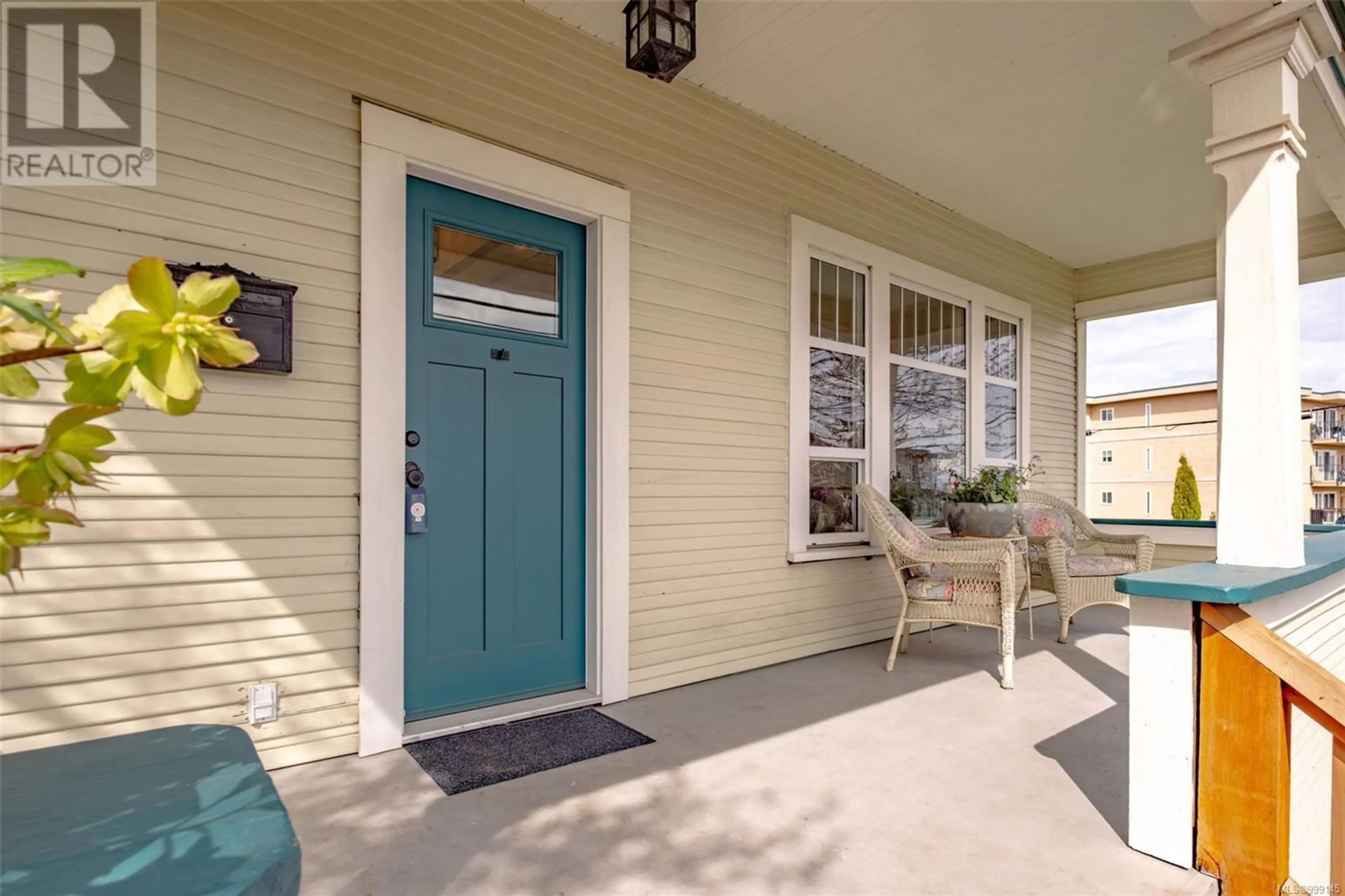 Indoor entryway for 302 VICTORIA ROAD, Nanaimo British Columbia V9R4P9