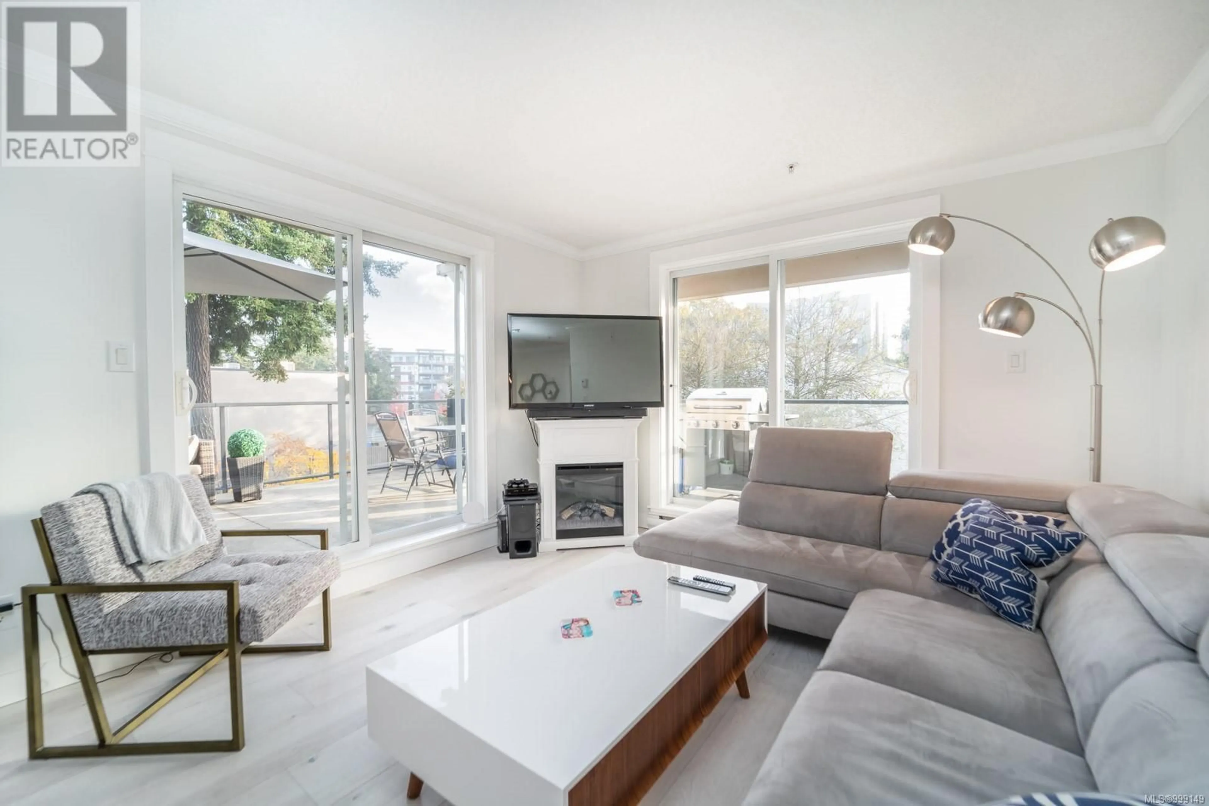 Living room with furniture, unknown for 219 - 2829 PEATT ROAD, Langford British Columbia V9B3B5