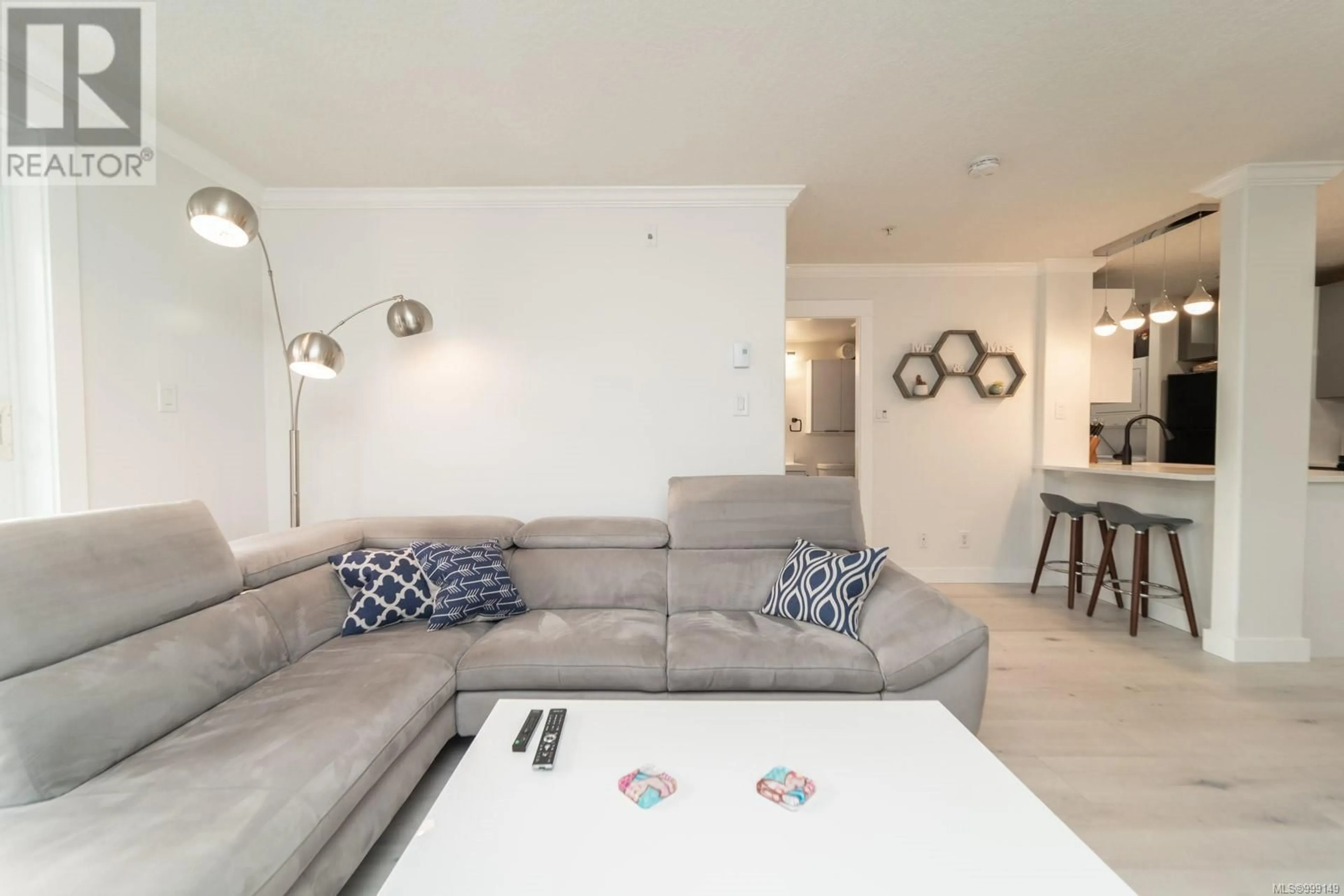 Living room with furniture, unknown for 219 - 2829 PEATT ROAD, Langford British Columbia V9B3B5