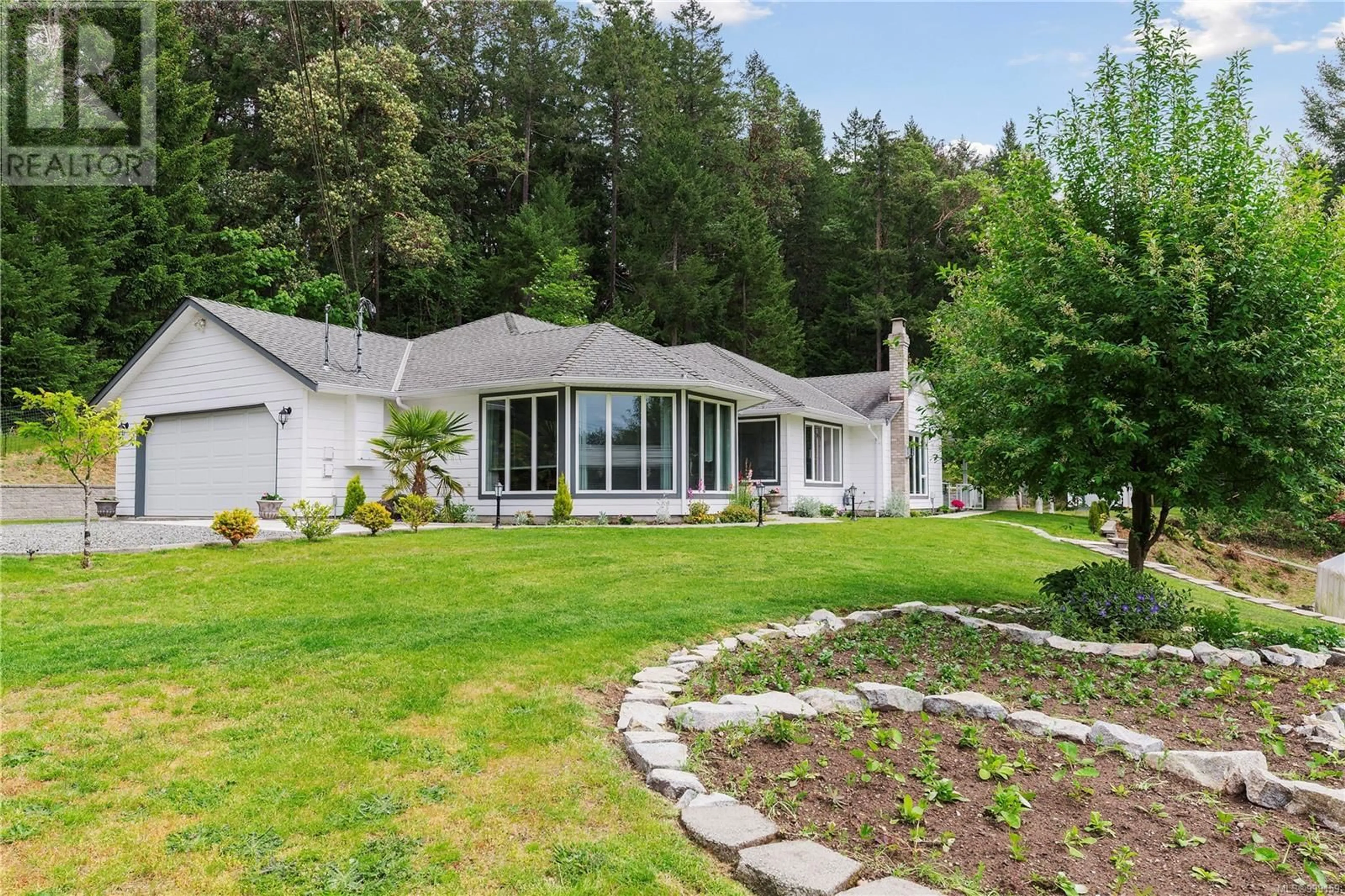 Home with vinyl exterior material, mountain view for 2695 NORTHWEST BAY ROAD, Nanoose Bay British Columbia V9P9E7