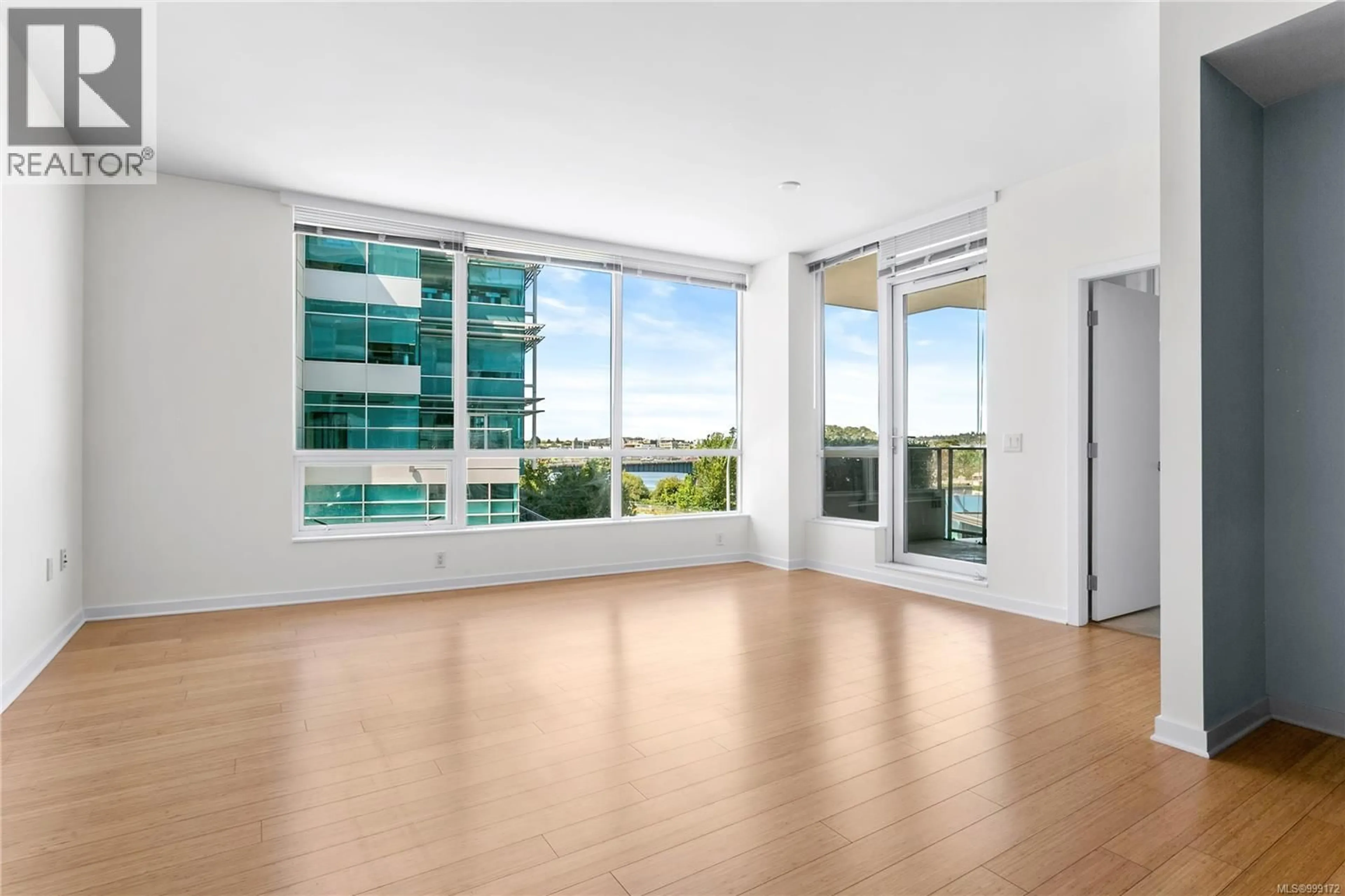 A pic of a room for 305 - 399 TYEE ROAD, Victoria British Columbia V9A0A8