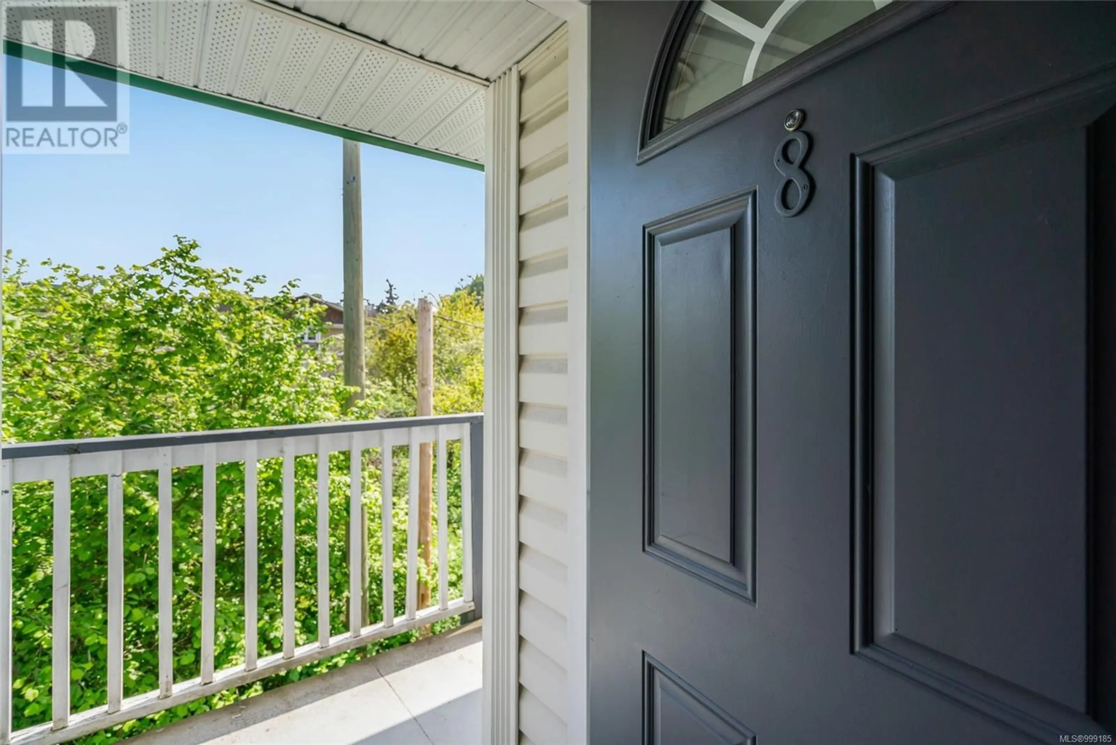 Unknown for 8 - 68 MILL STREET, Nanaimo British Columbia V9R5A6