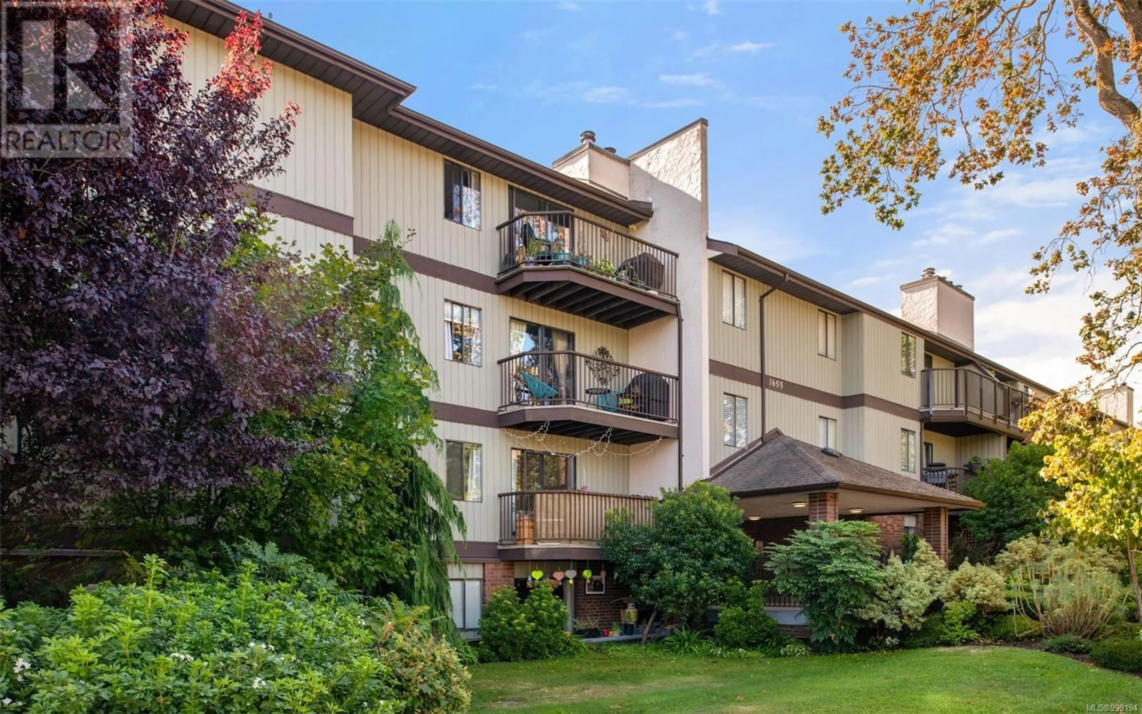 Patio, unknown for 114 - 1655 BEGBIE STREET, Victoria British Columbia V8R1L4