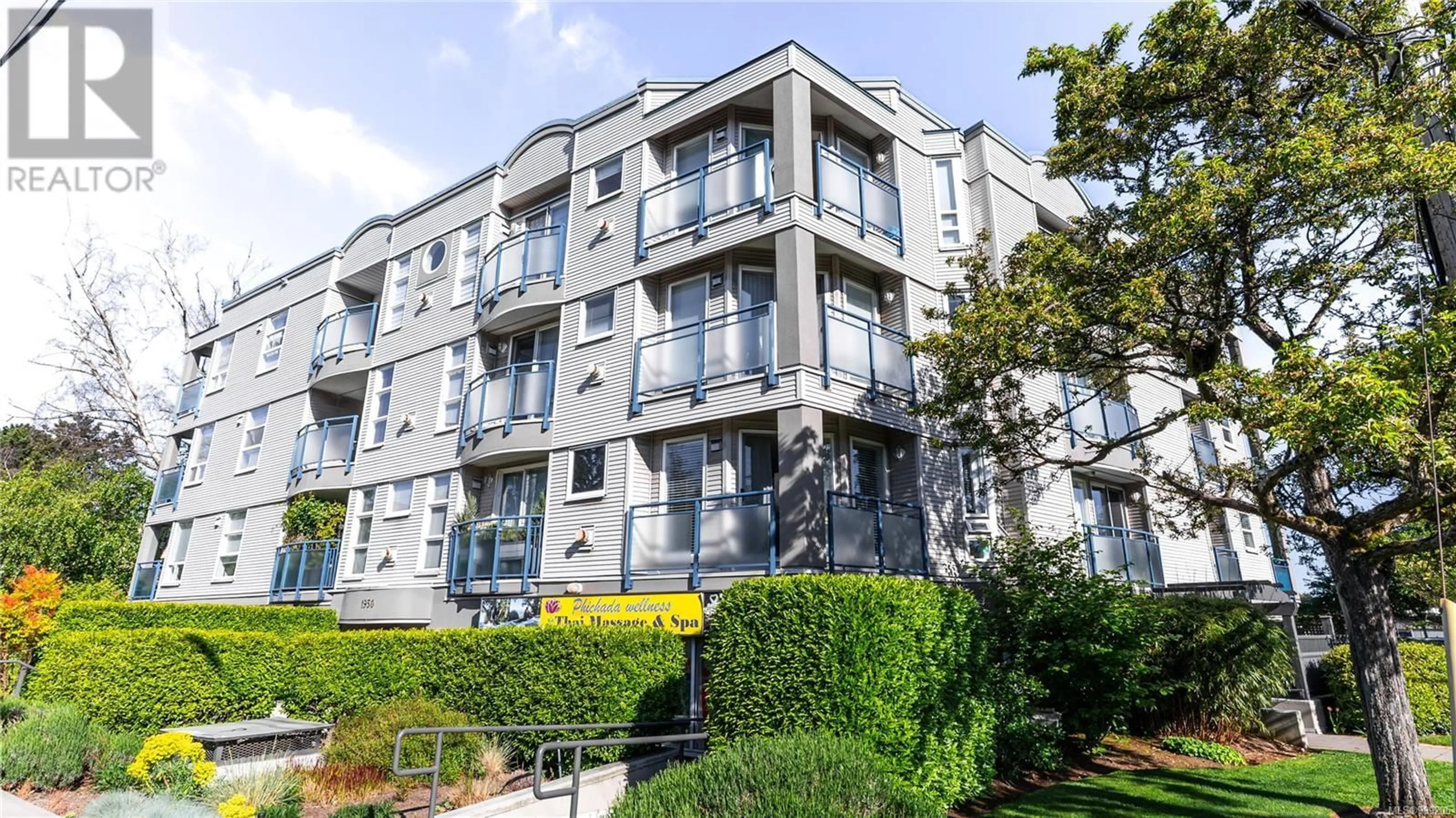 Unknown for 405 - 2310 TRENT STREET, Victoria British Columbia V8R1K3